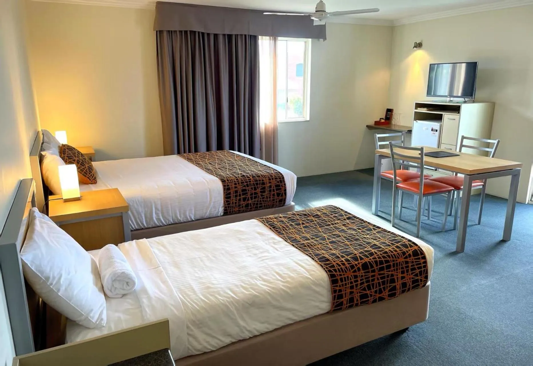 Bed in Mandarin Motel