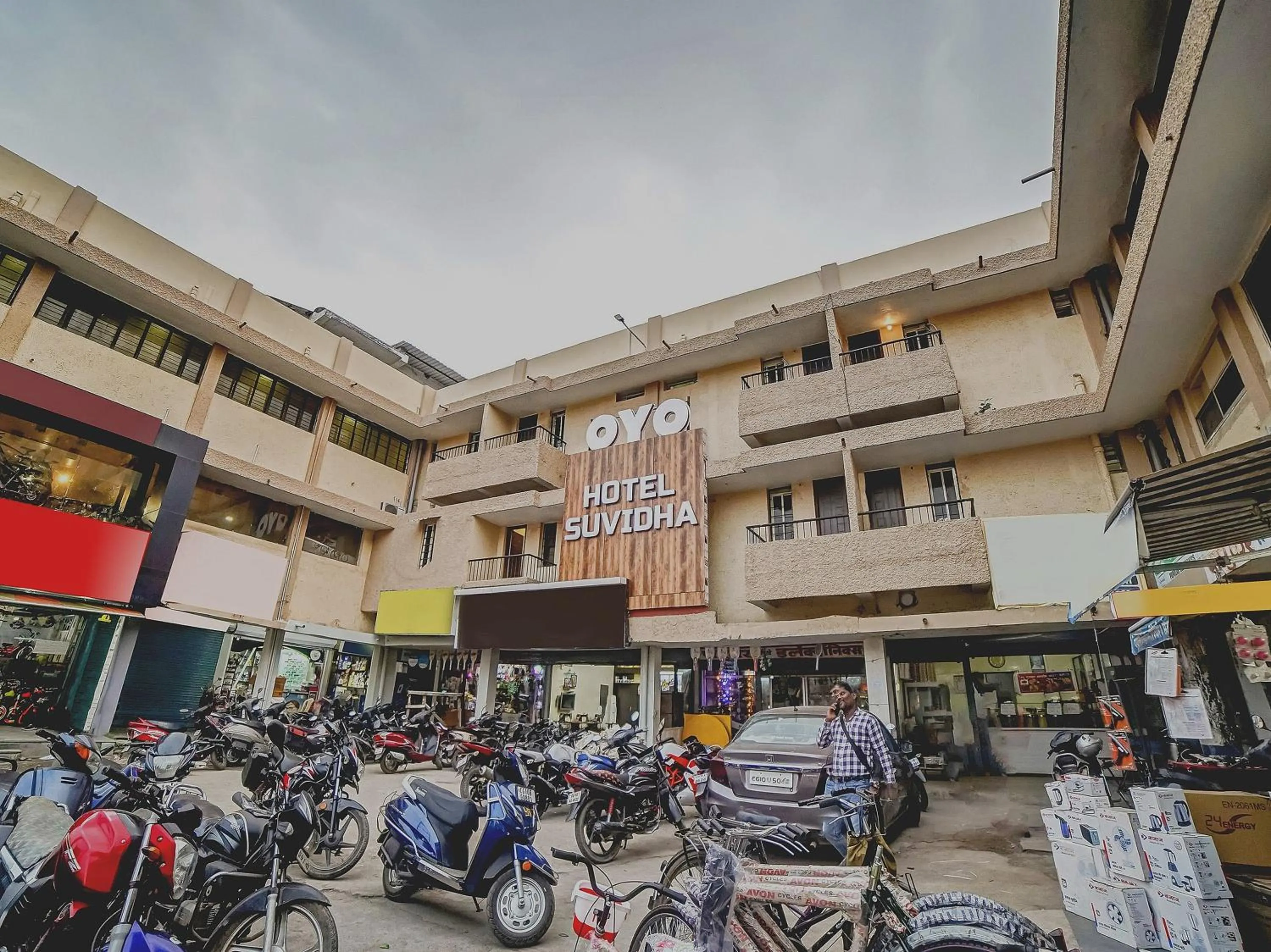 Facade/entrance in Collection O Suvidha