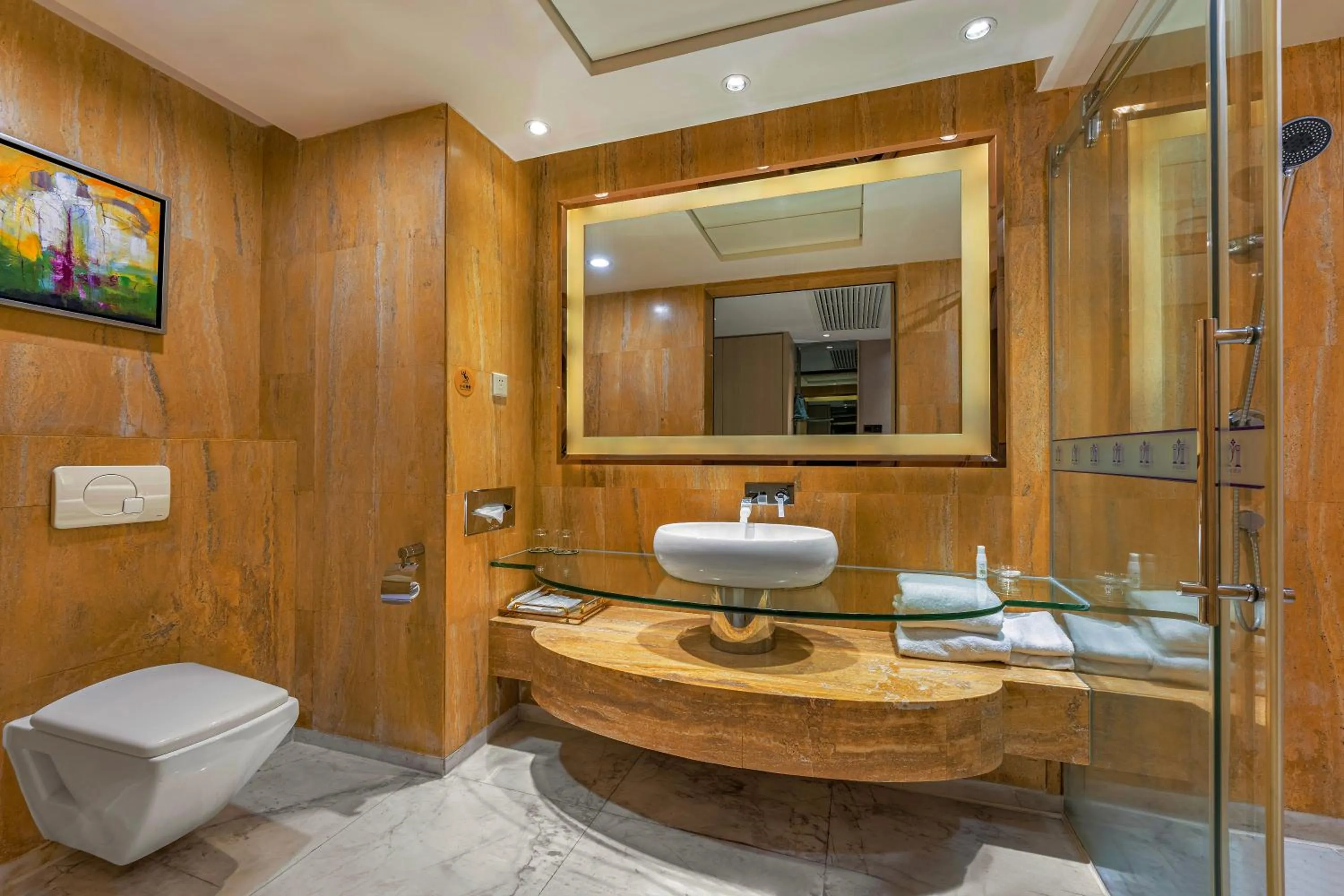 Shower in Guangzhou Ming Yue Hotel