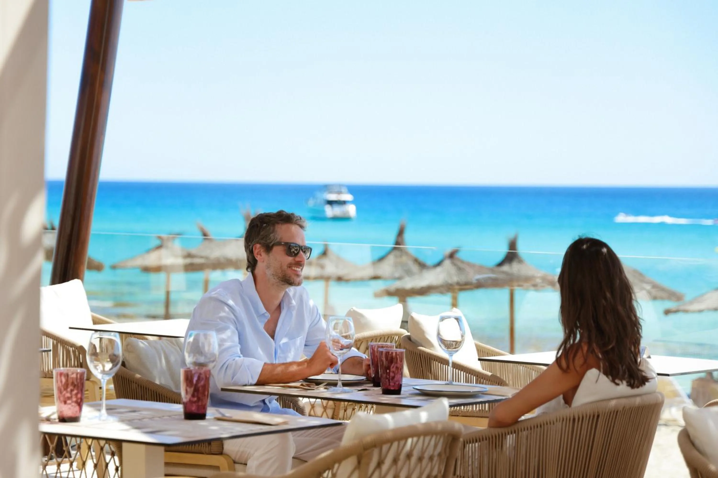 Restaurant/places to eat in Hotel Riu Palace La Mola