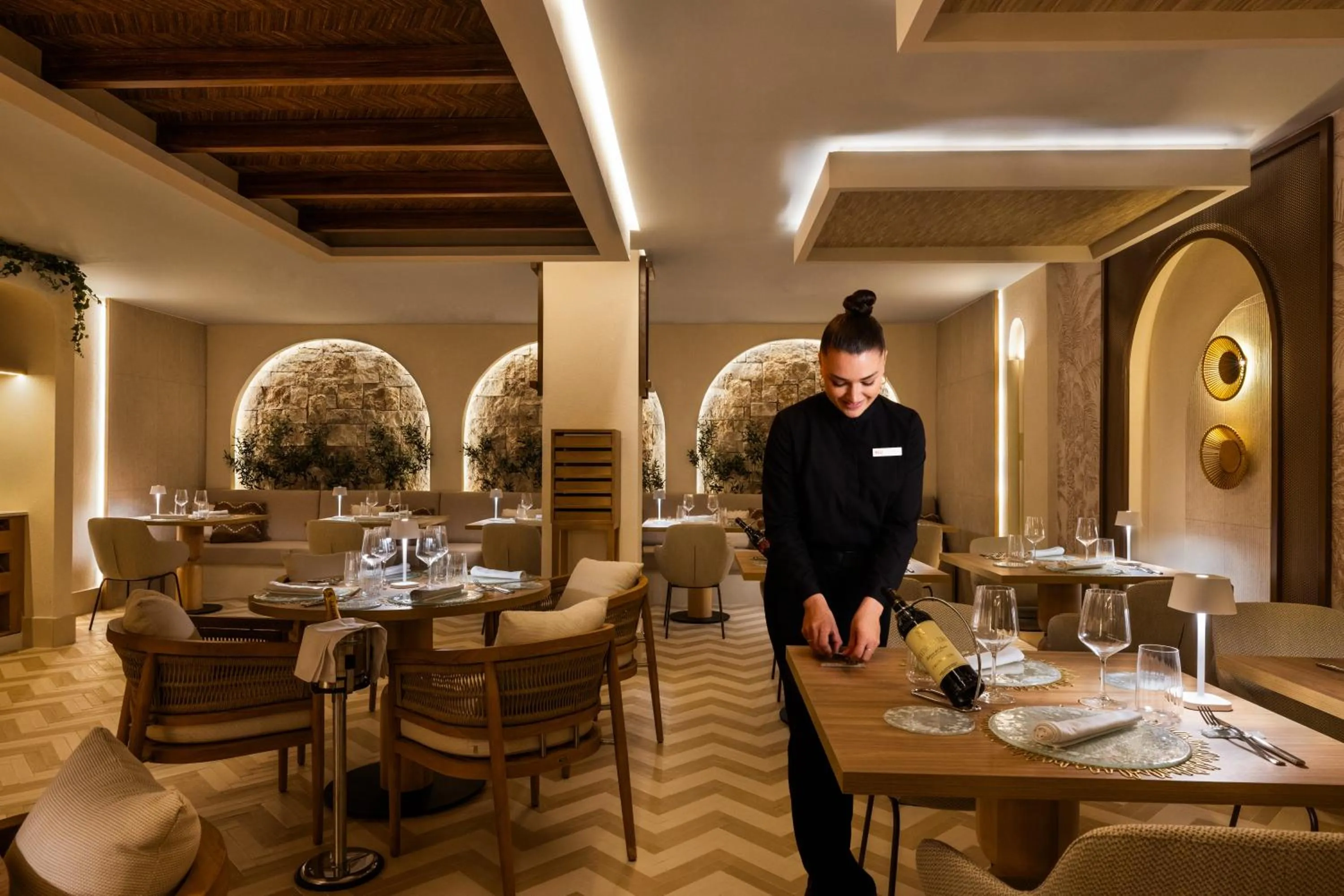 Staff in Hotel Riu Palace La Mola