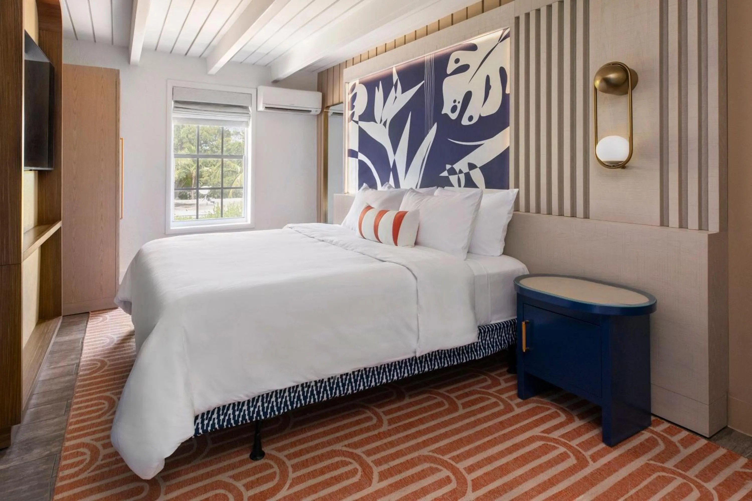 Photo of the whole room, Bed in Three Waters Resort and Marina, Islamorada, a Tribute Portfolio Resort