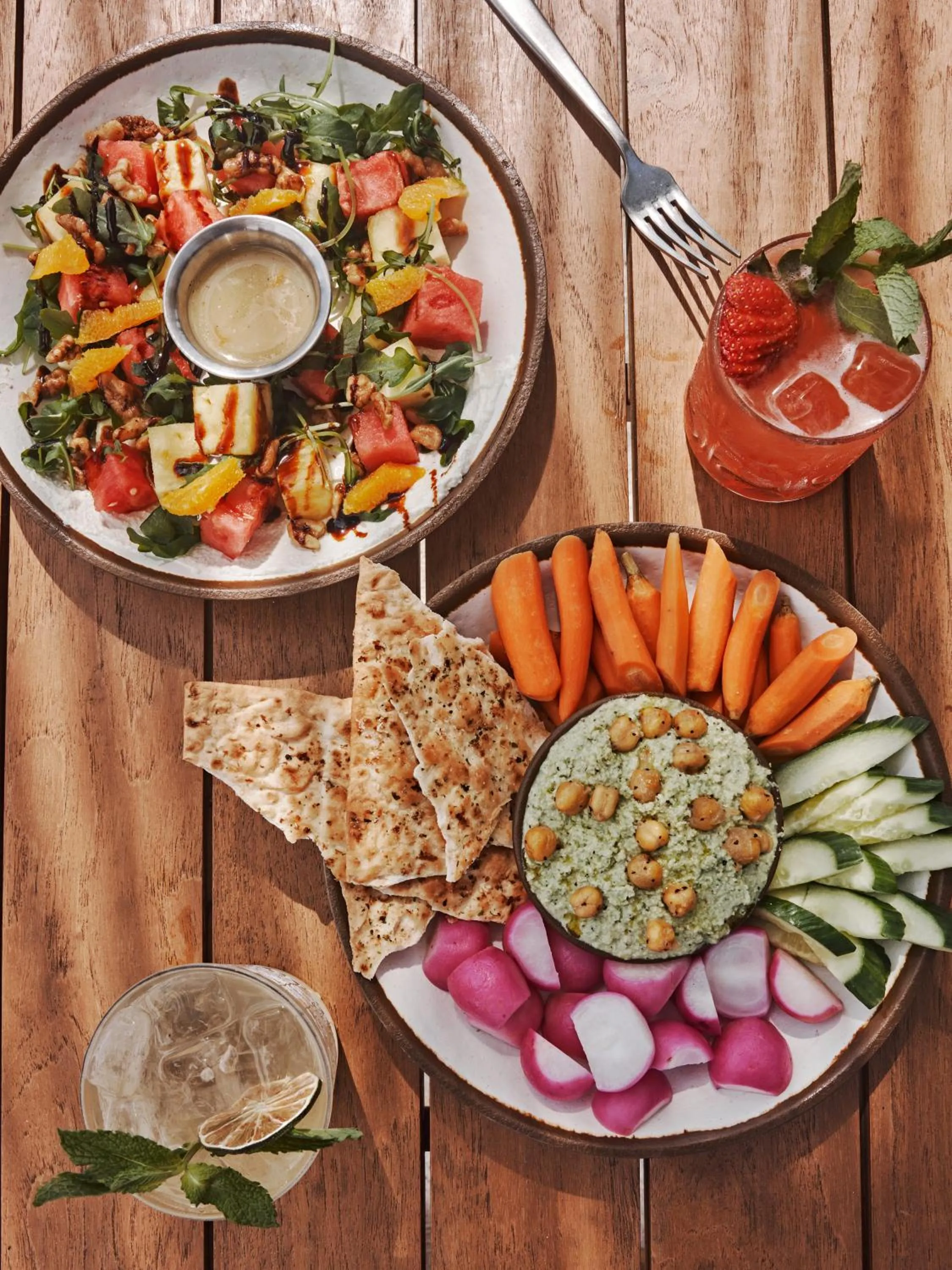 Food and drinks in Three Waters Resort and Marina, Islamorada, a Tribute Portfolio Resort