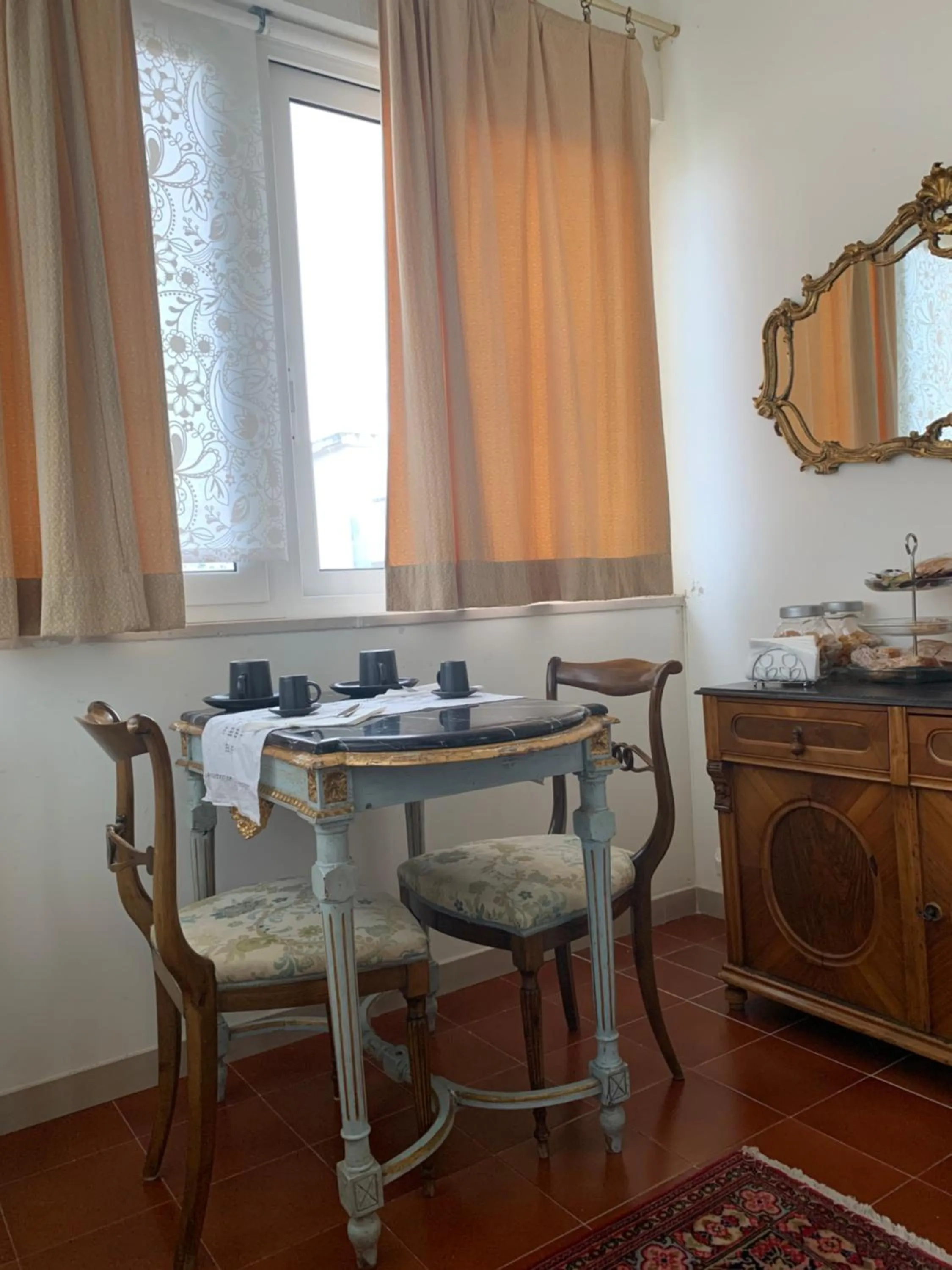 Breakfast in La Casa di Emanuella - Rooms & International Suites