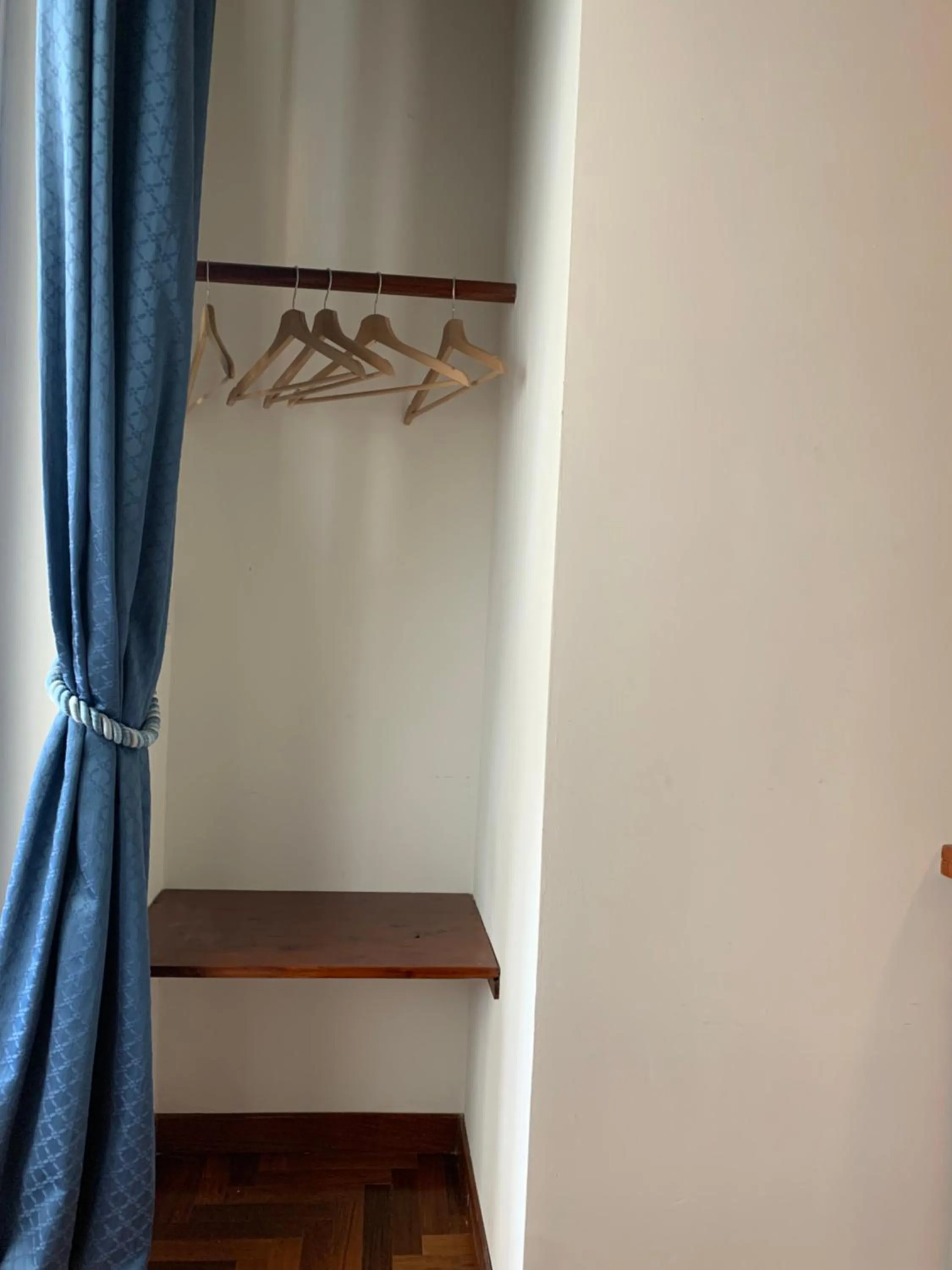 microwave in La Casa di Emanuella - Rooms & International Suites