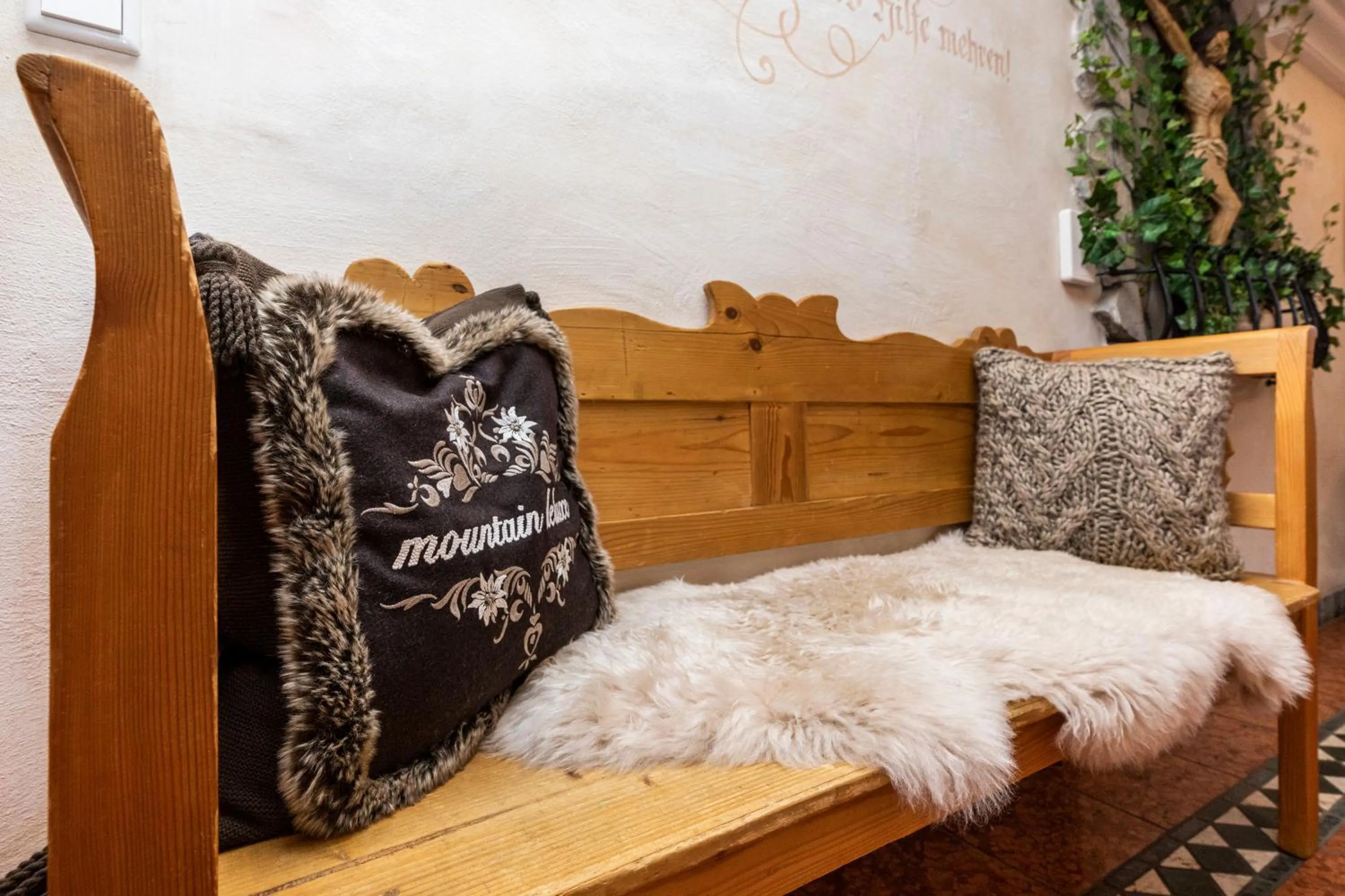 Decorative detail, Bed in Frühstückspension Klinglhub