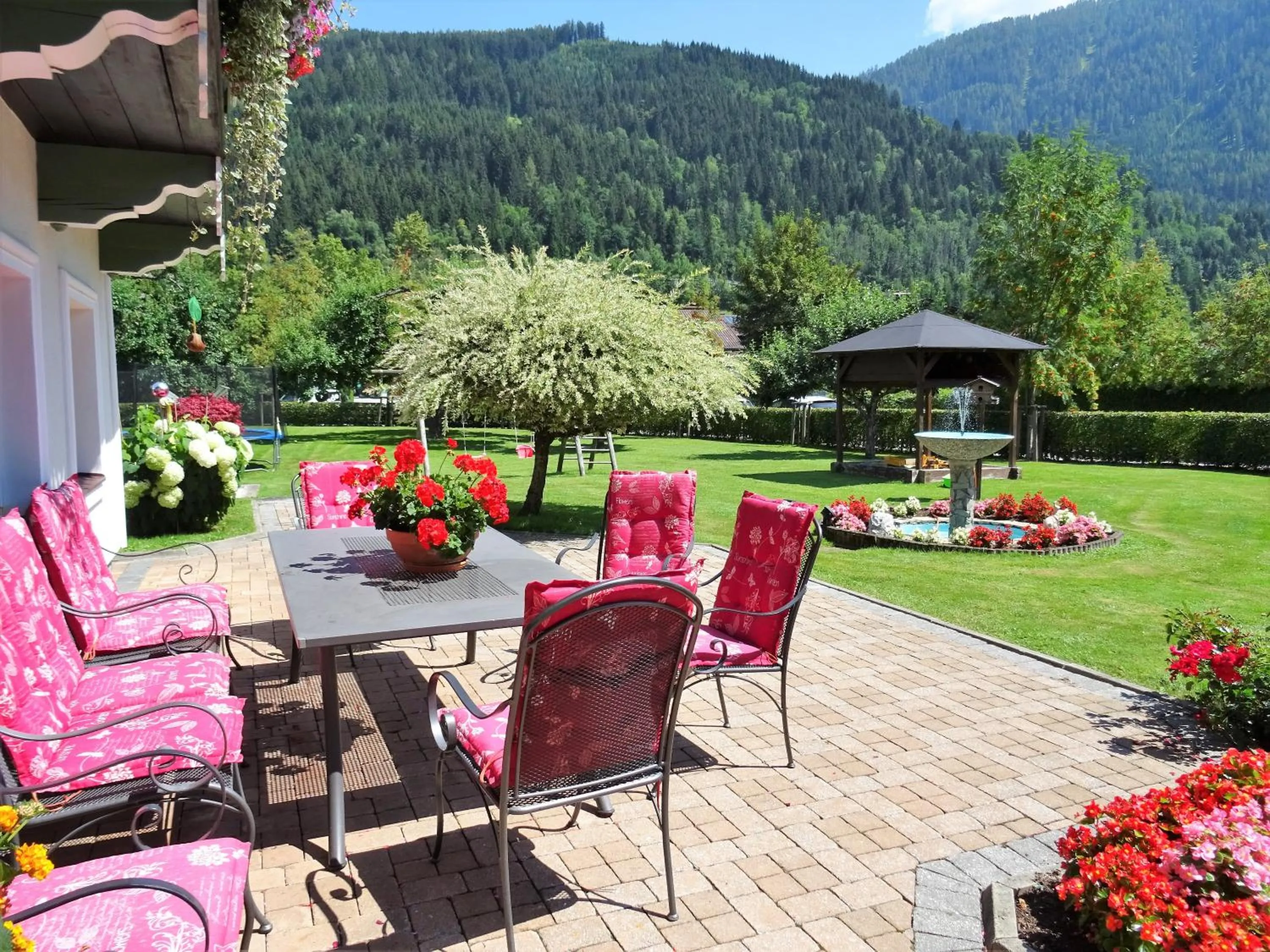 Patio in Frühstückspension Klinglhub