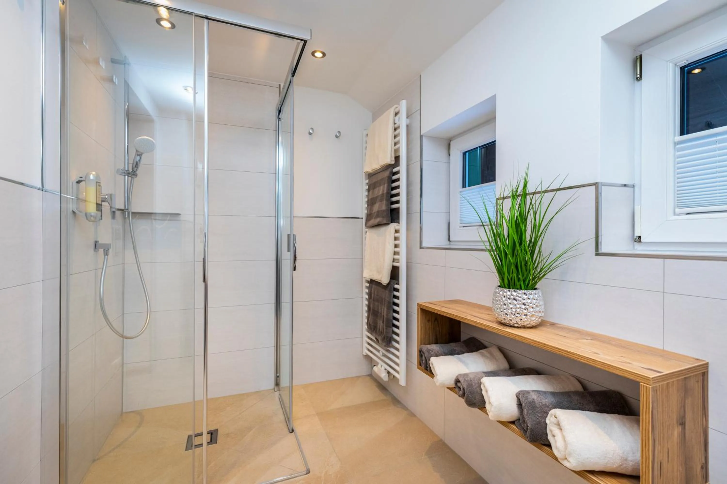 Bathroom in Frühstückspension Klinglhub