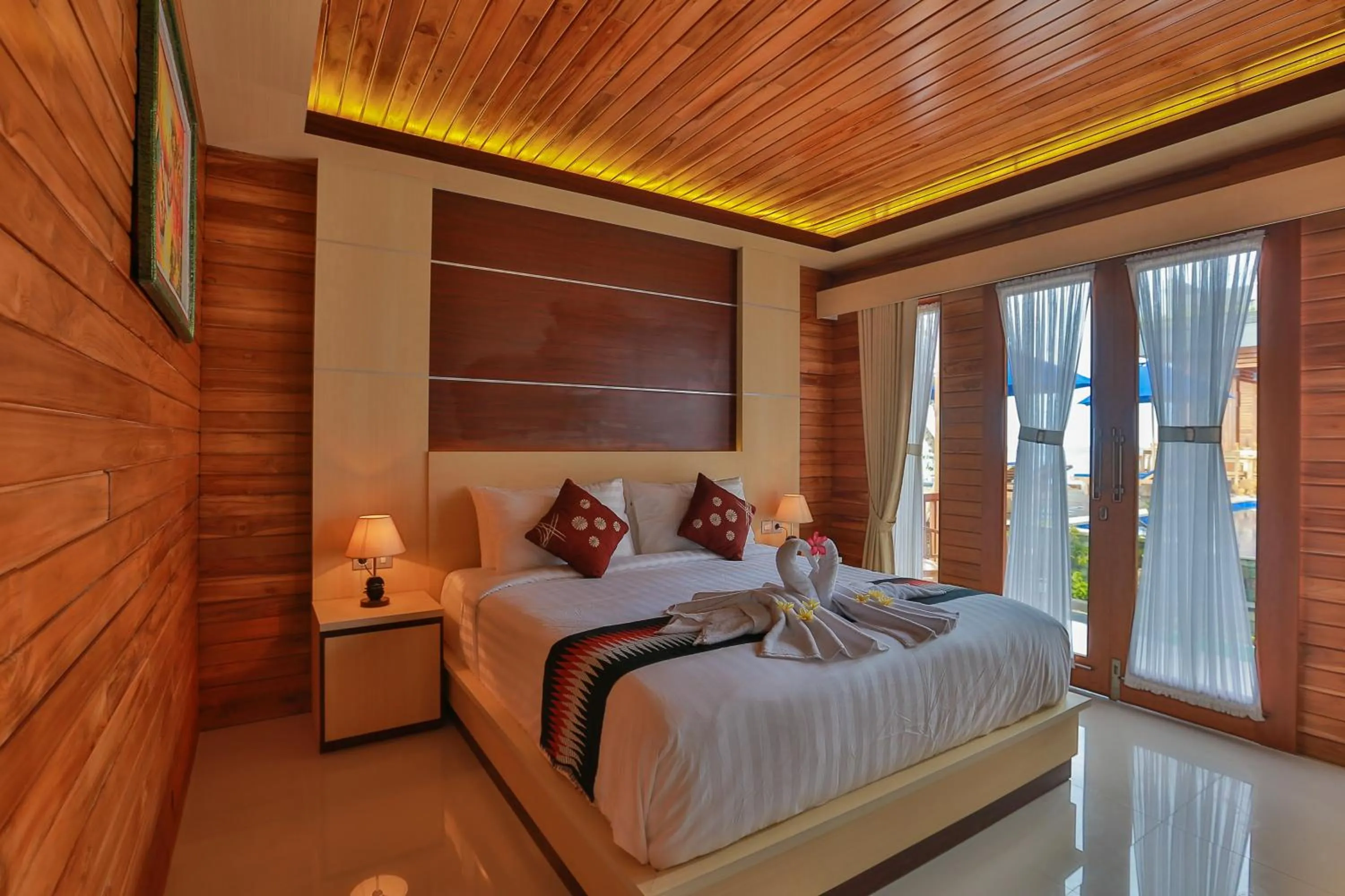 Bed in Sunrise Cottage