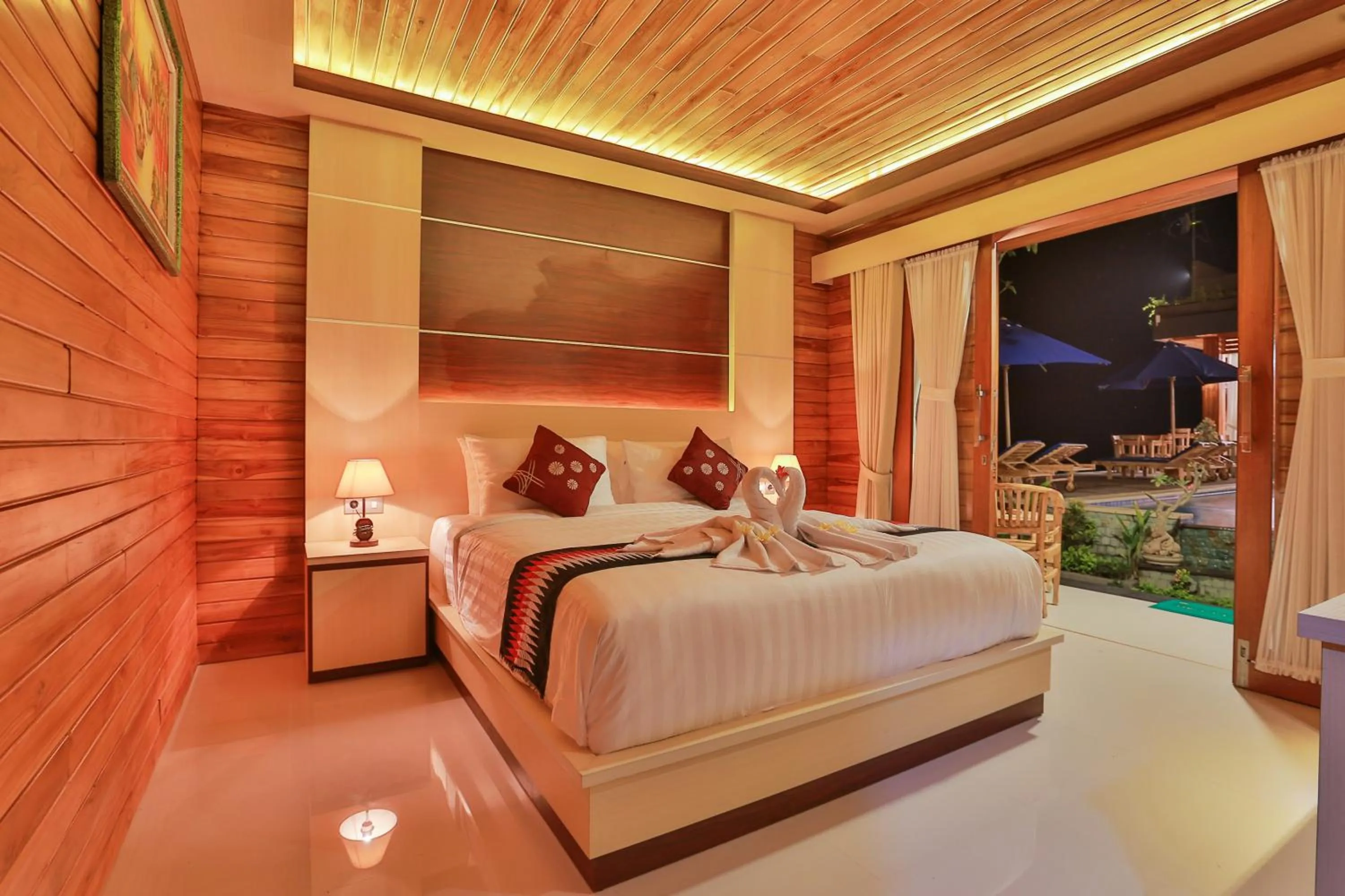 Bed in Sunrise Cottage