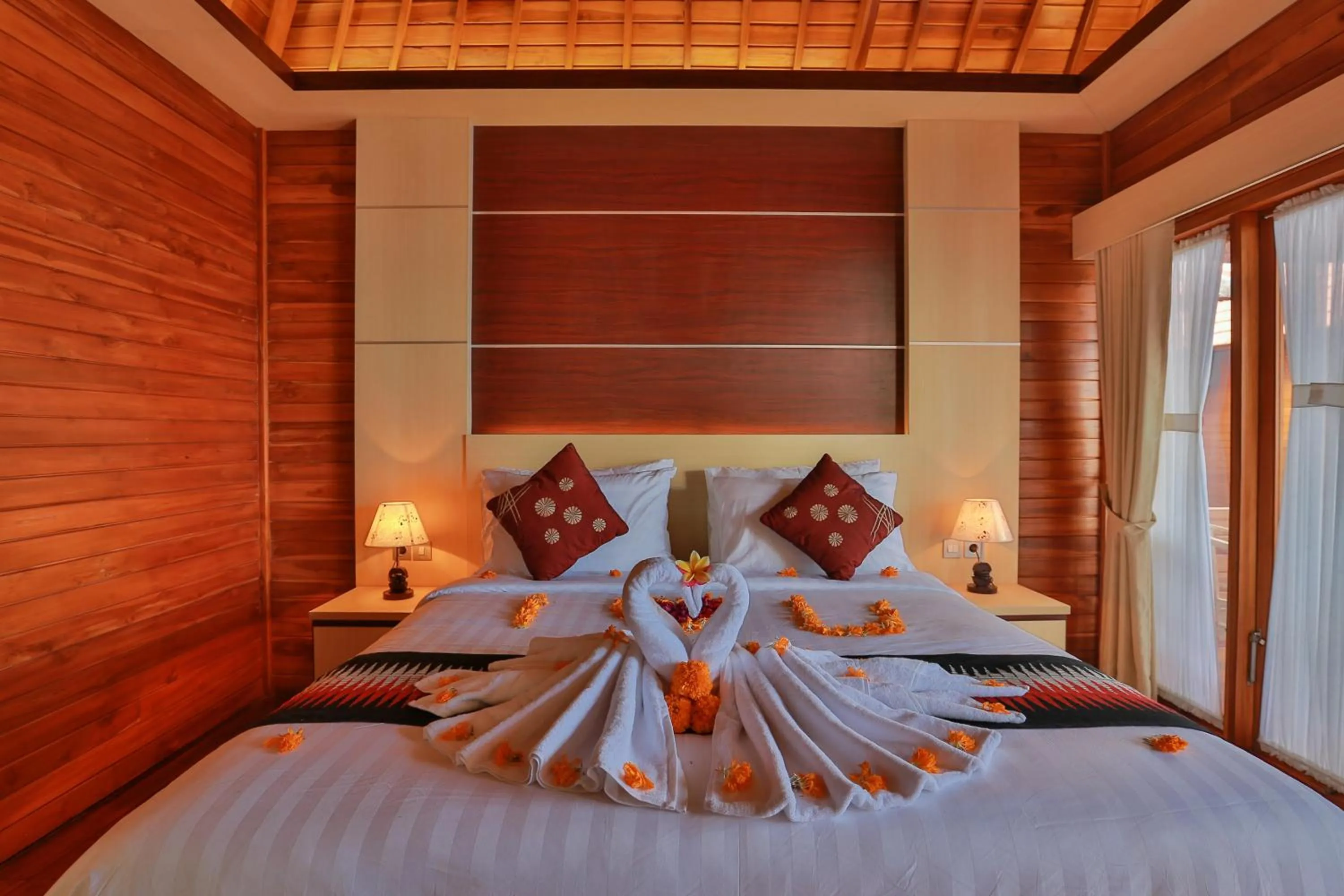 Bed in Sunrise Cottage