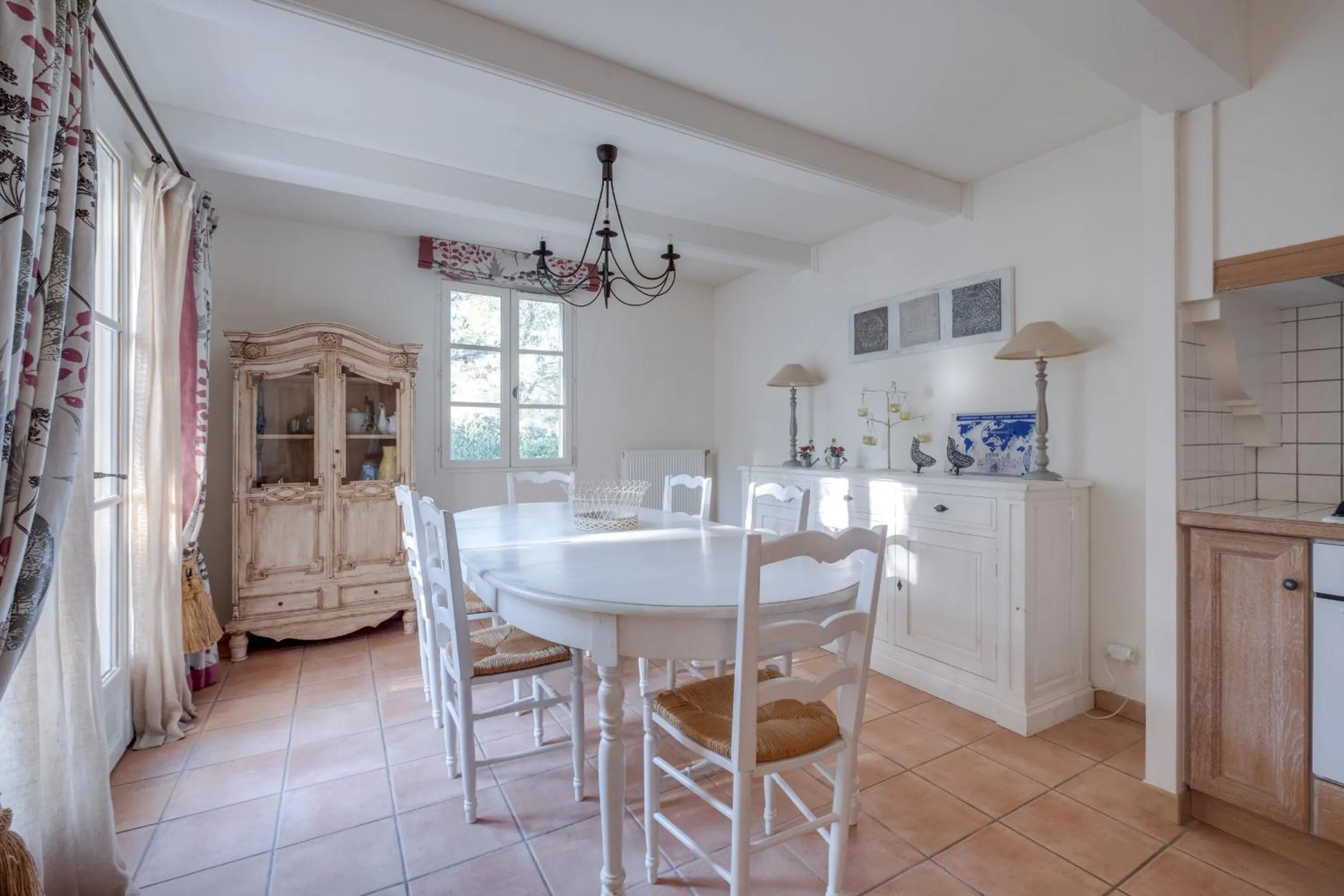 Dining area in Les Appartements et Maisons du Domaine de Saint Endréol Golf & Spa Resort