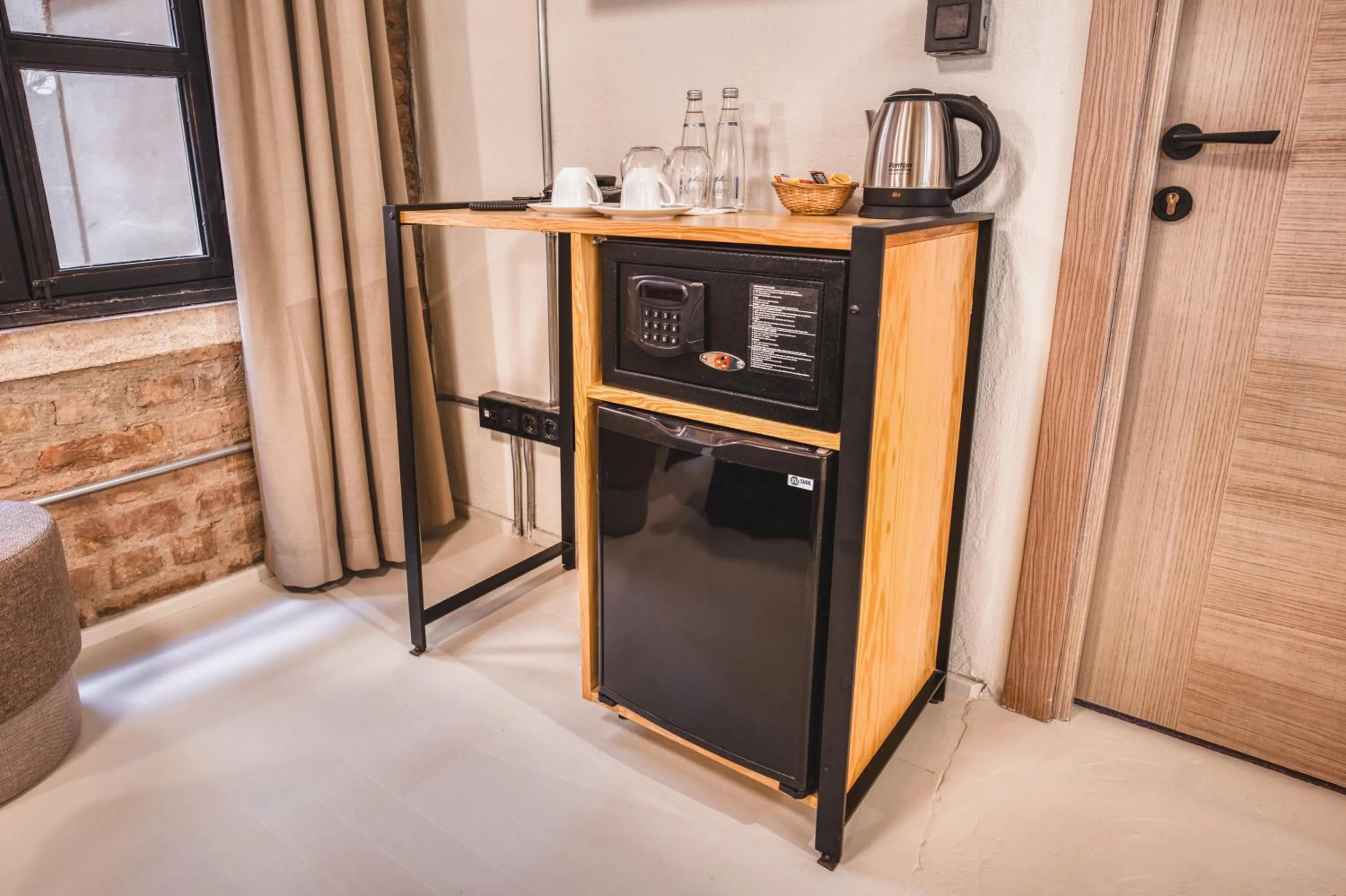 Coffee/tea facilities in Novus Pera Hotel