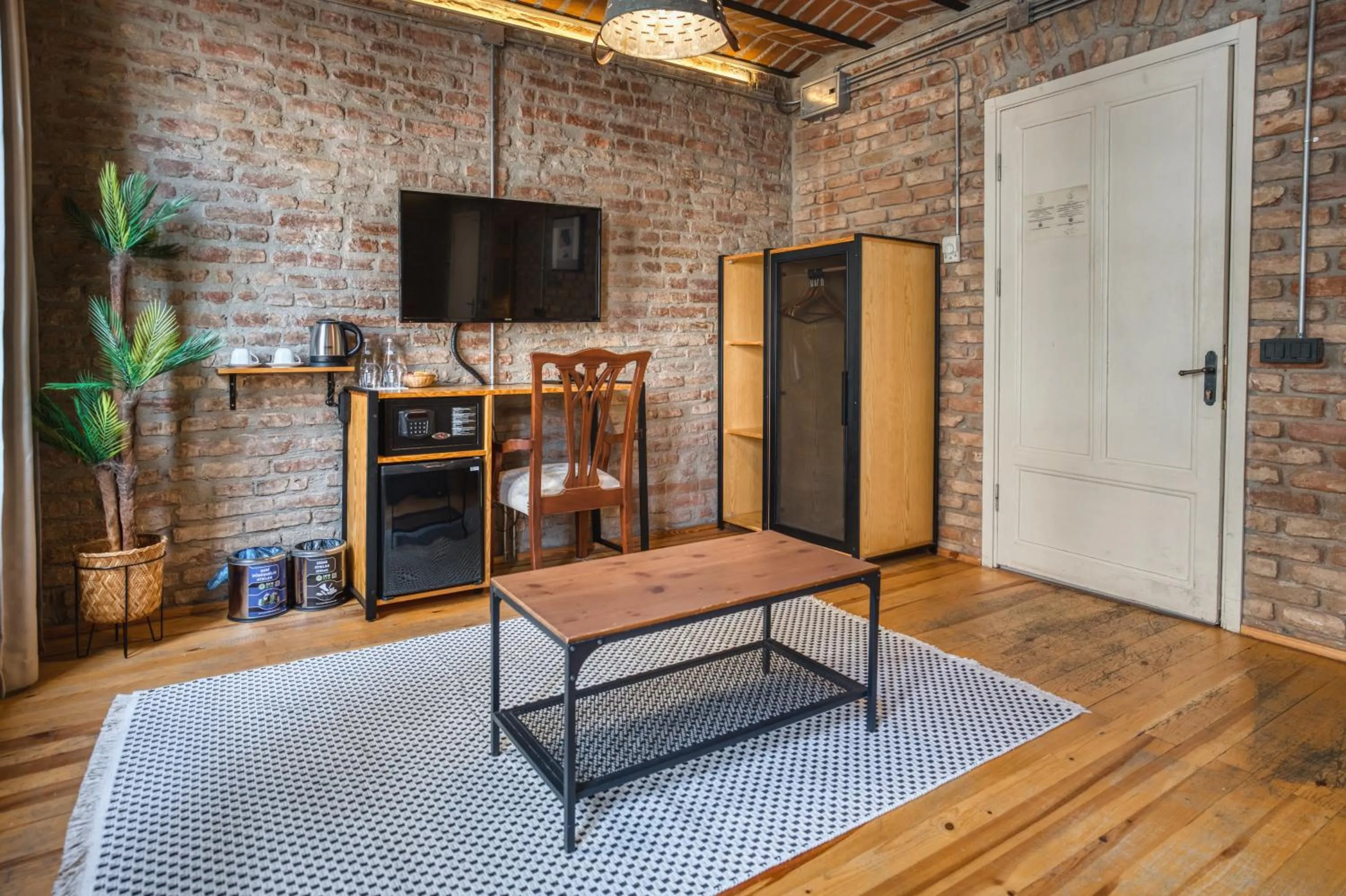 TV and multimedia in Novus Pera Hotel