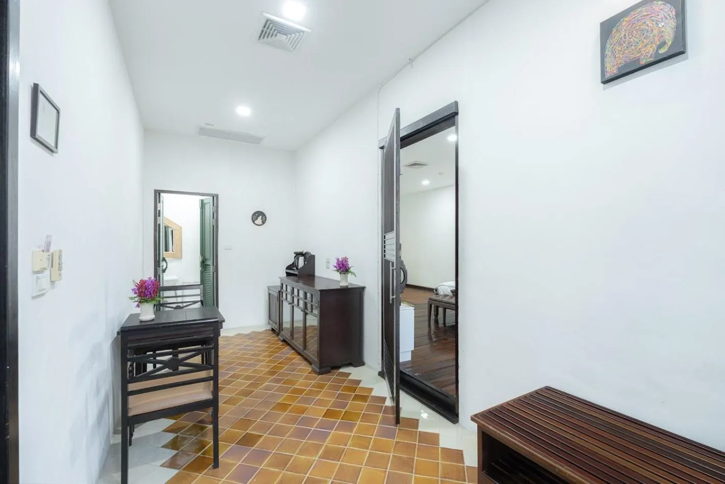 Cheva Gallery Boutique Hotel