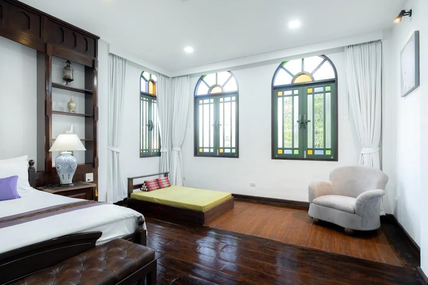 Bed in Cheva Gallery Boutique Hotel