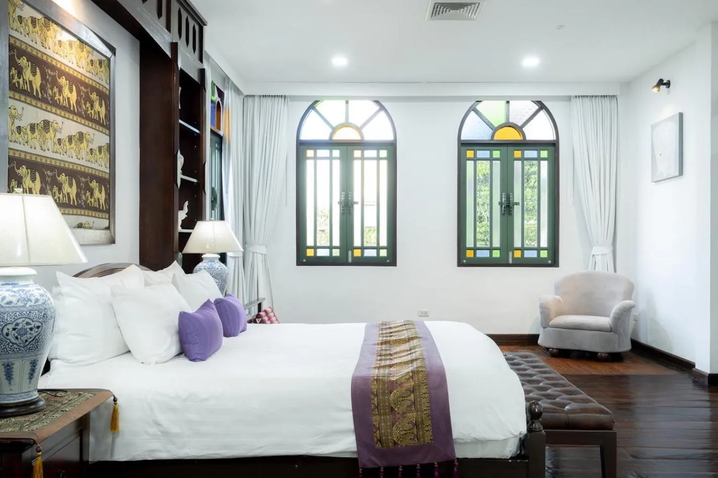 Bed in Cheva Gallery Boutique Hotel