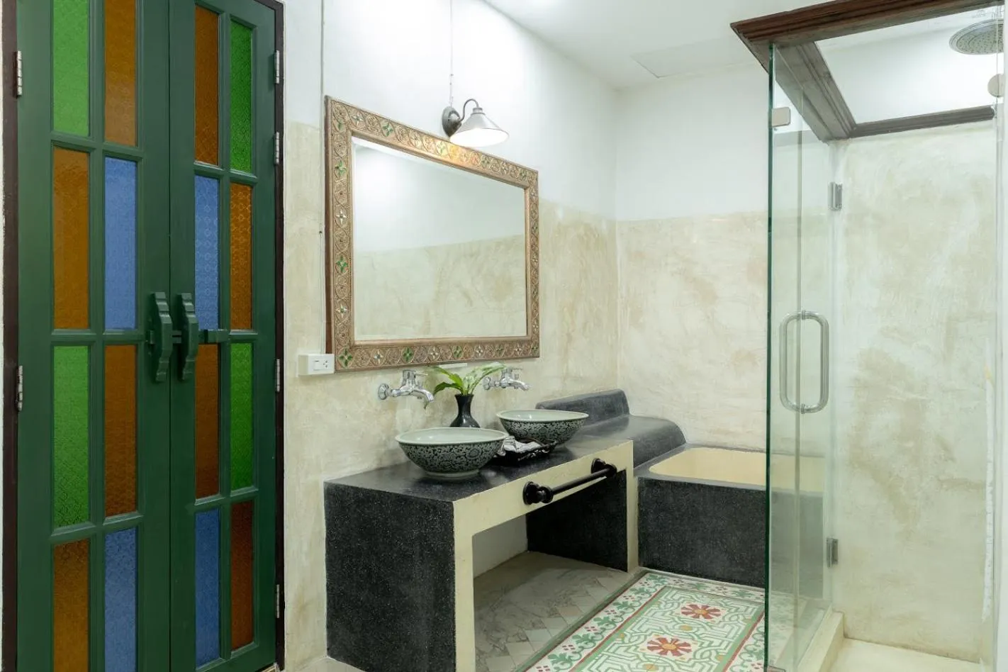 Cheva Gallery Boutique Hotel