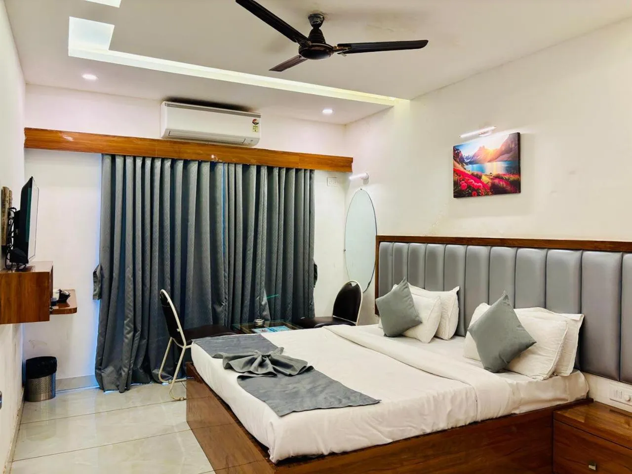 Bed in Rajdhani Resort Lonavala