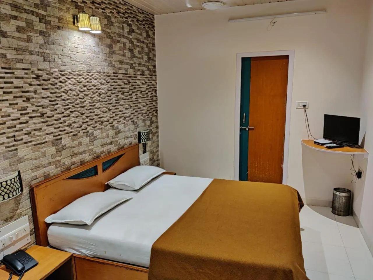 Bed in Rajdhani Resort Lonavala