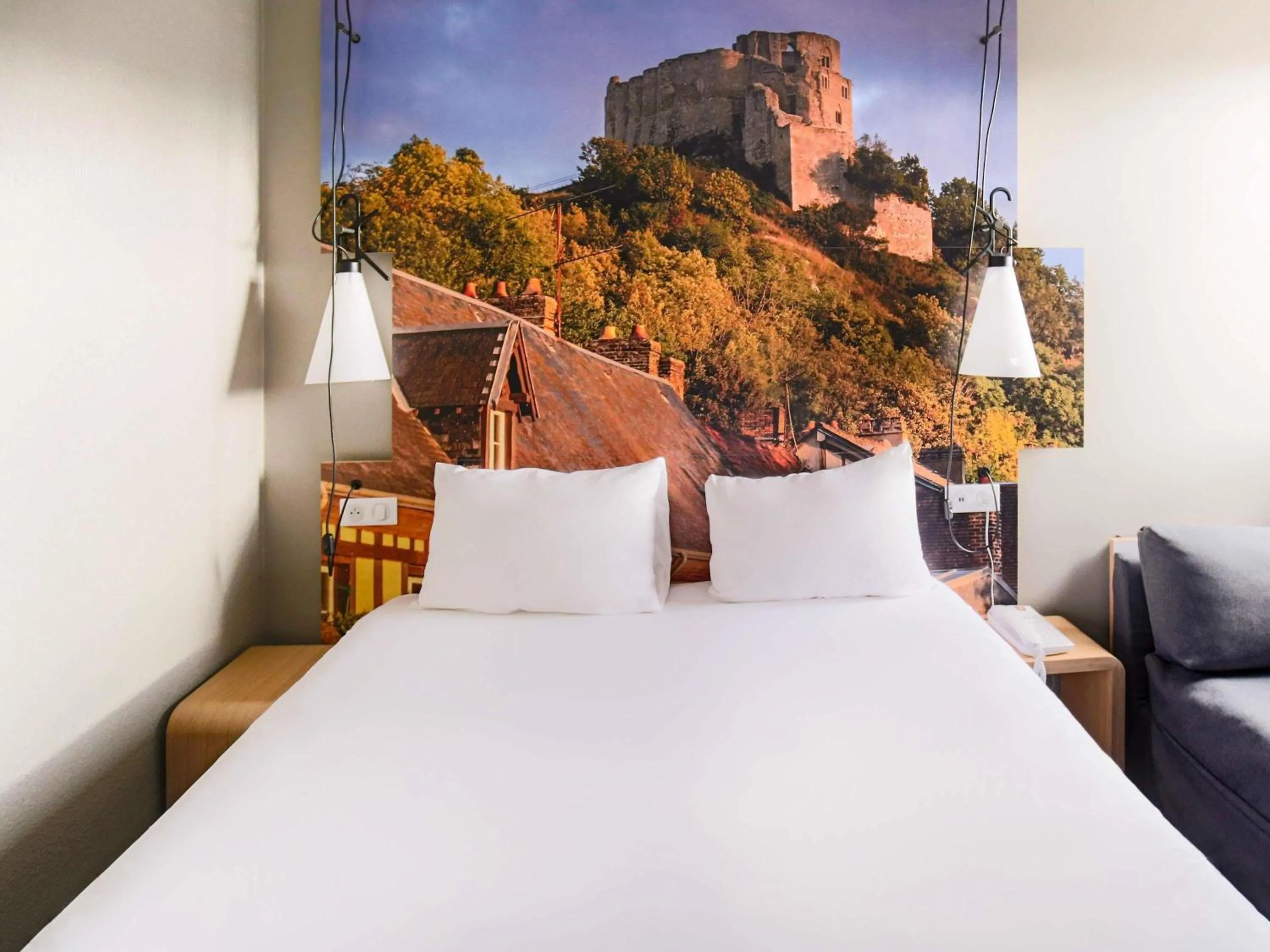 Bedroom, Bed in ibis Paris Marne la Vallee Emerainville