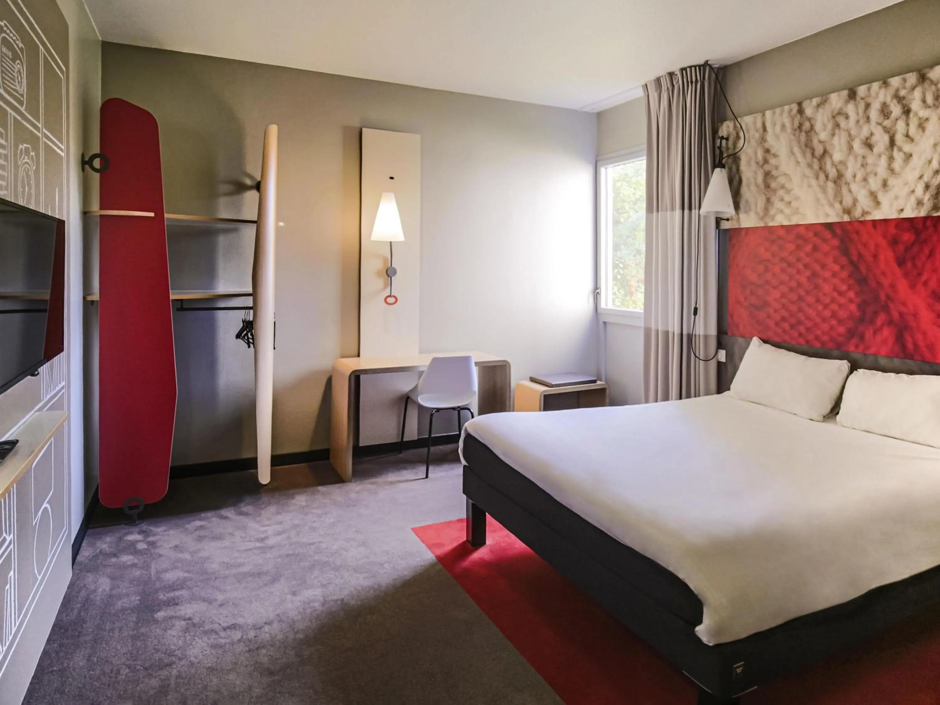 Bedroom, Bed in ibis Paris Marne la Vallee Emerainville