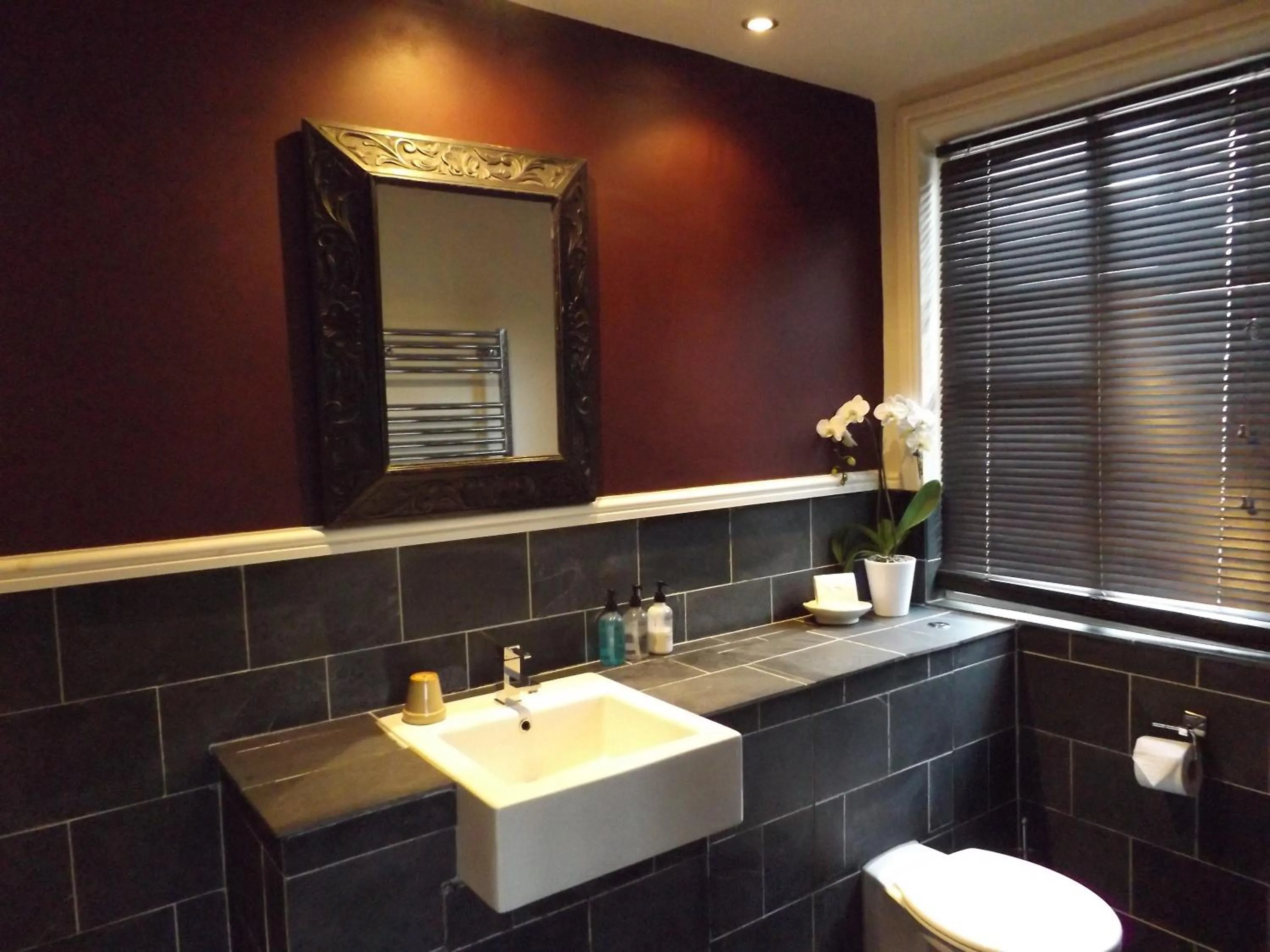 Bathroom in The Red Lion