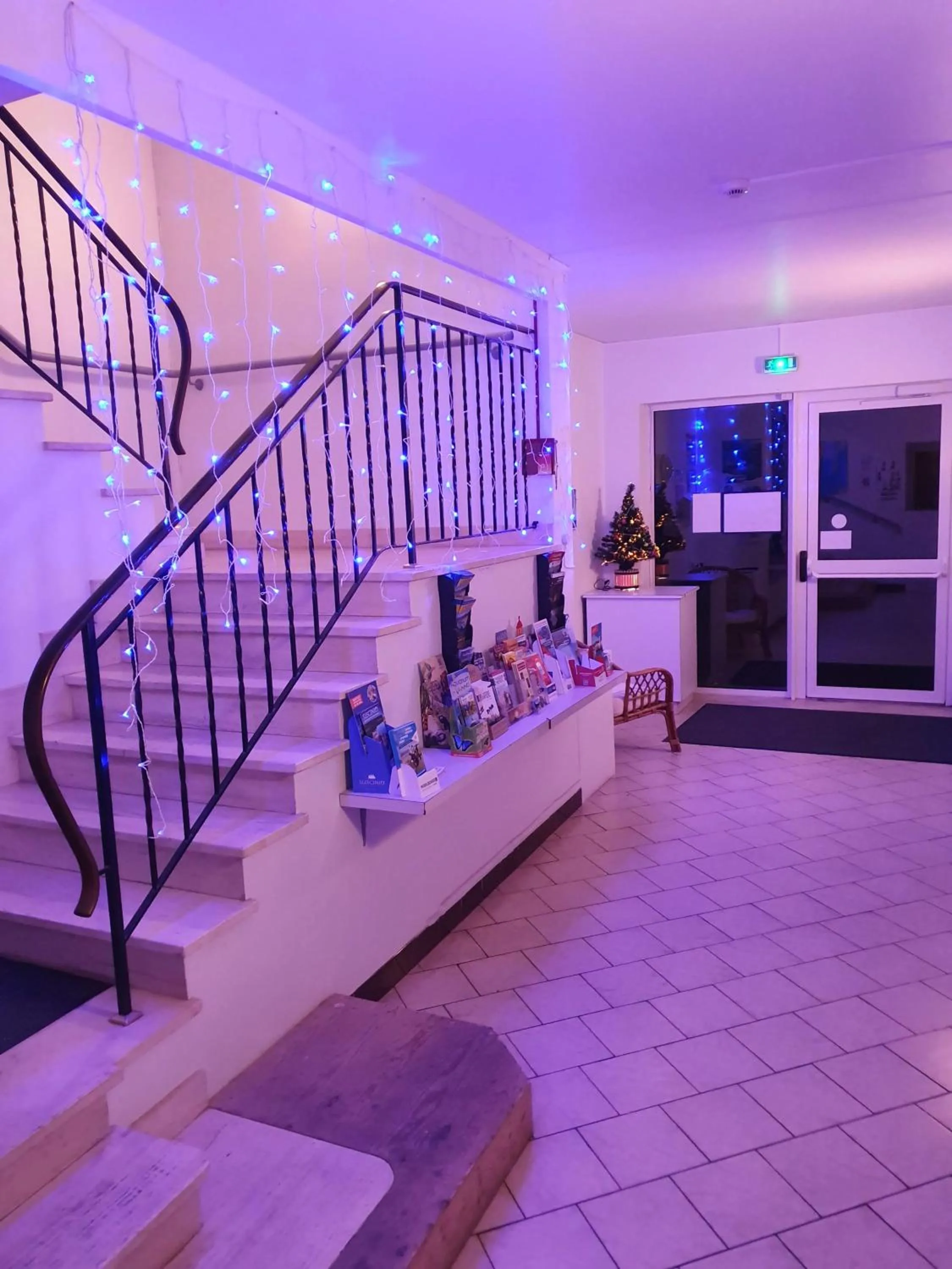 Other in Le Toul' Broch