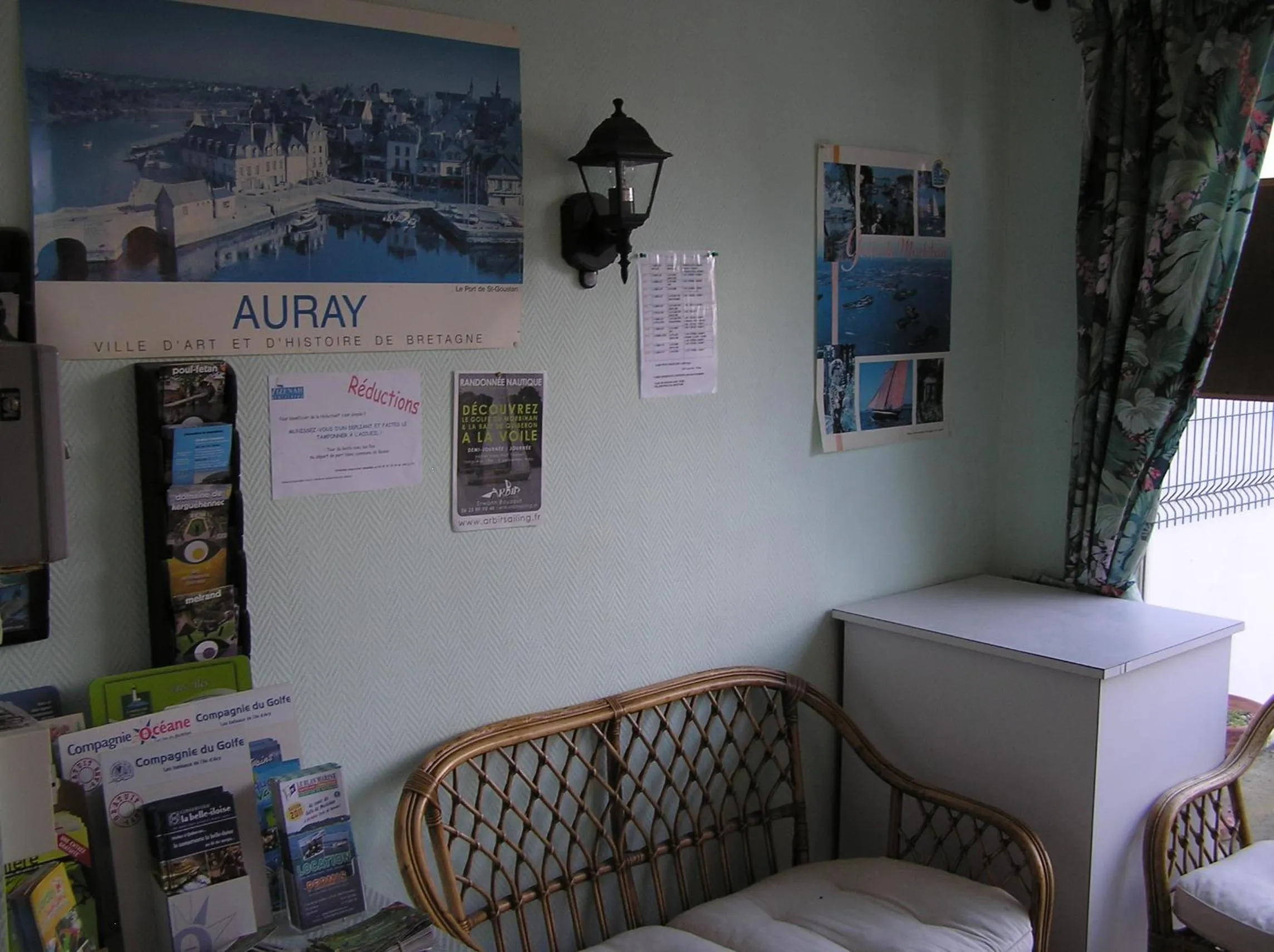 Lobby or reception in Le Toul' Broch