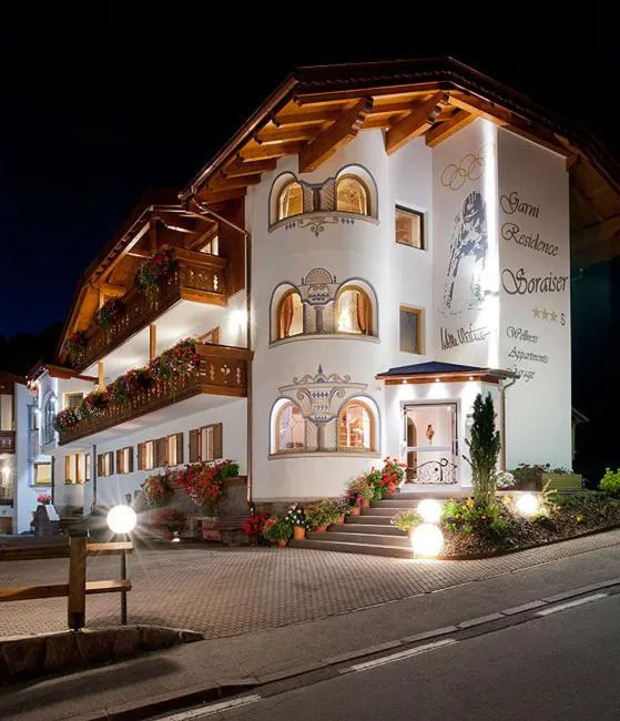 Property building in Garni Residence Soraiser