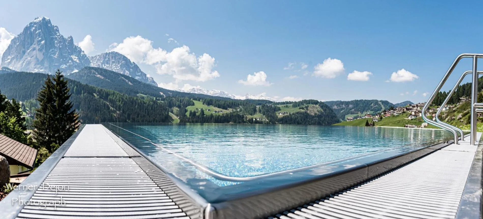 Natural landscape in Garni Residence Soraiser