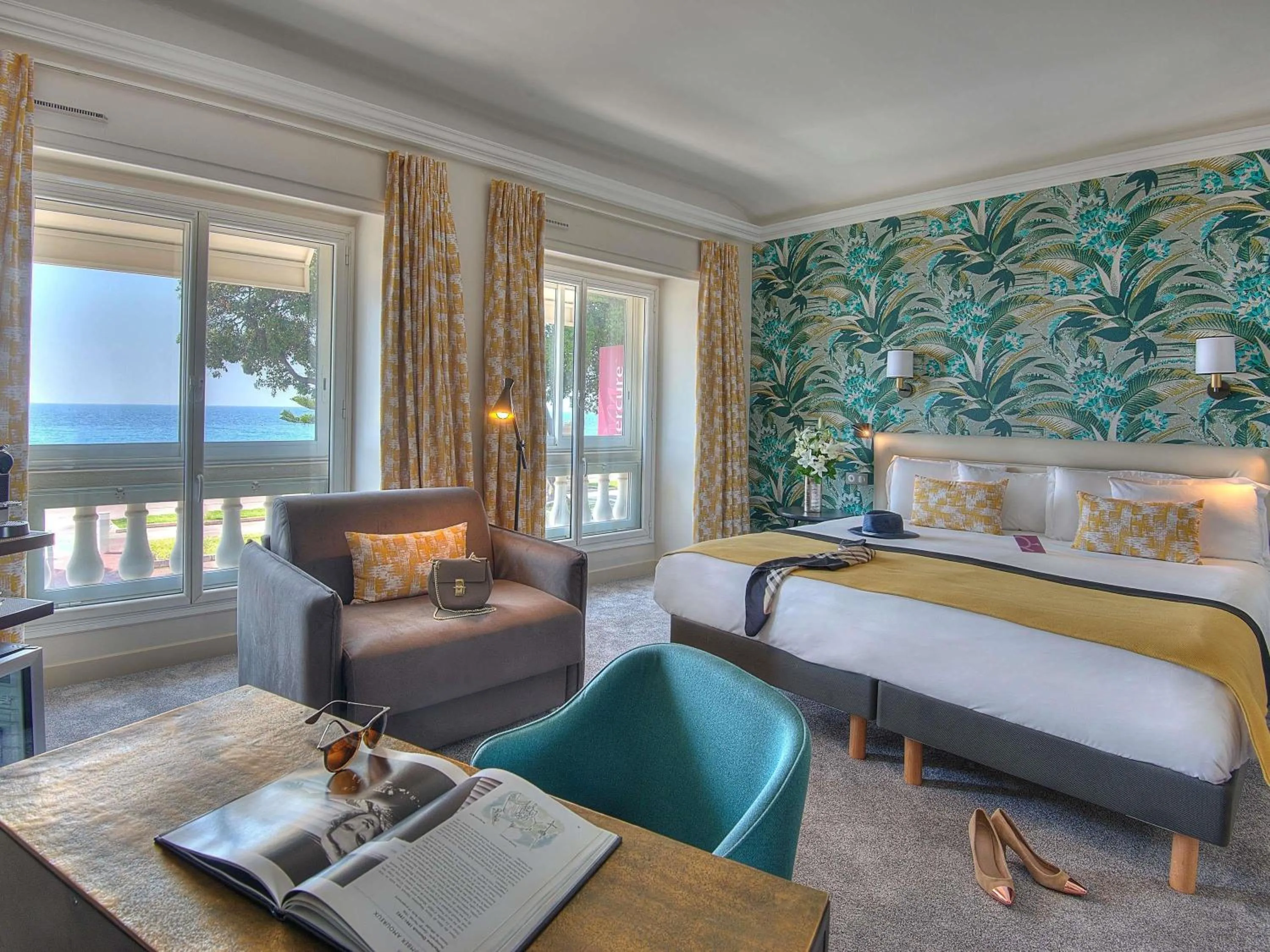 Bedroom, Bed in Mercure Nice Marché Aux Fleurs