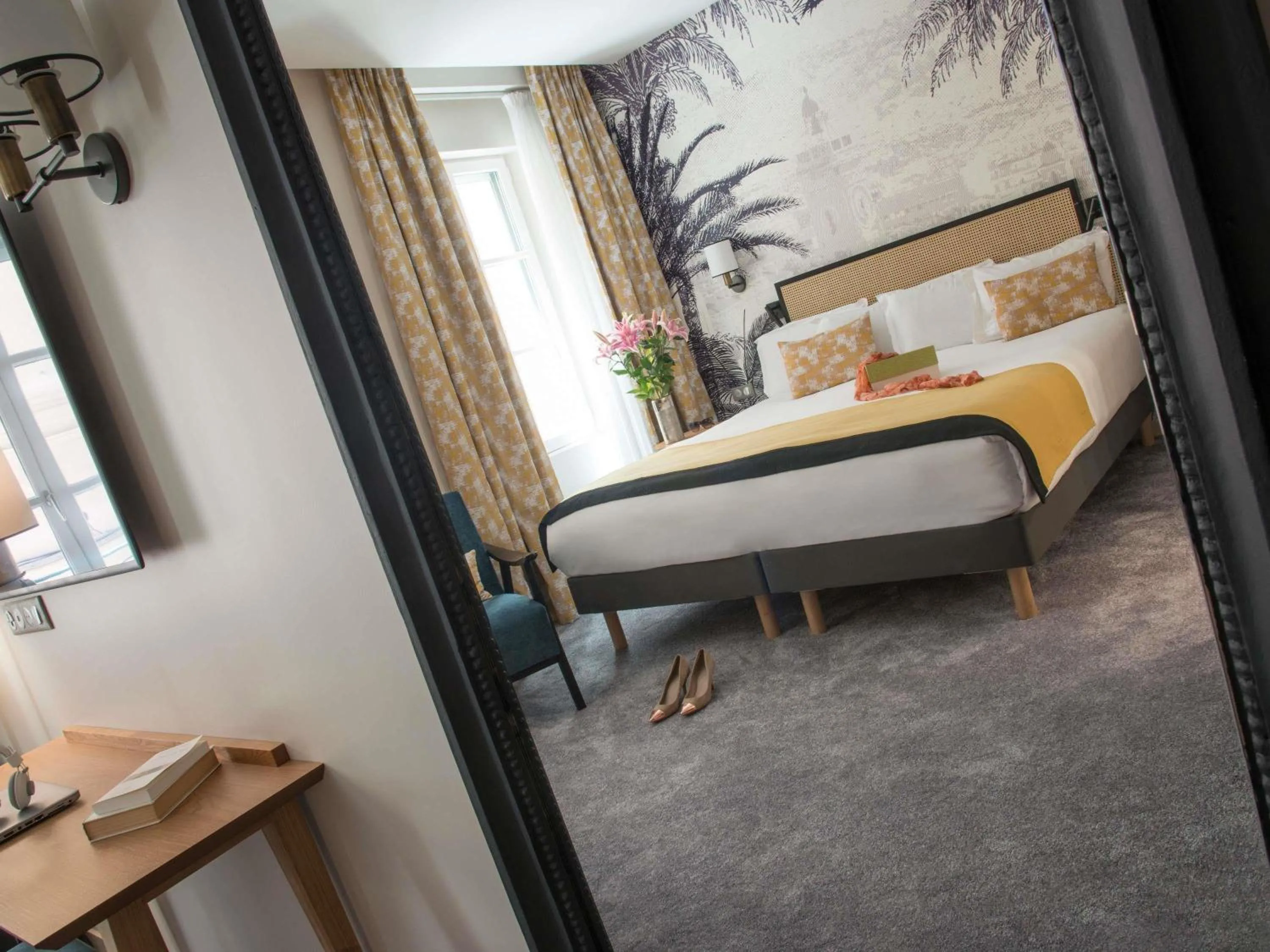 Bedroom, Bed in Mercure Nice Marché Aux Fleurs