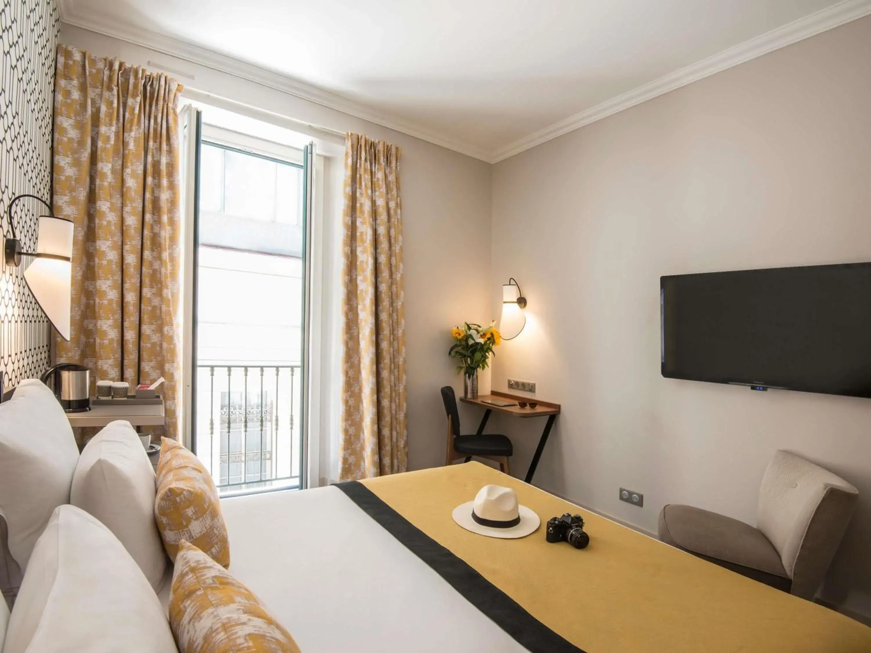 Classic Room in Mercure Nice Marché Aux Fleurs Classic Room in Mercure Nice Marché Aux Fleurs