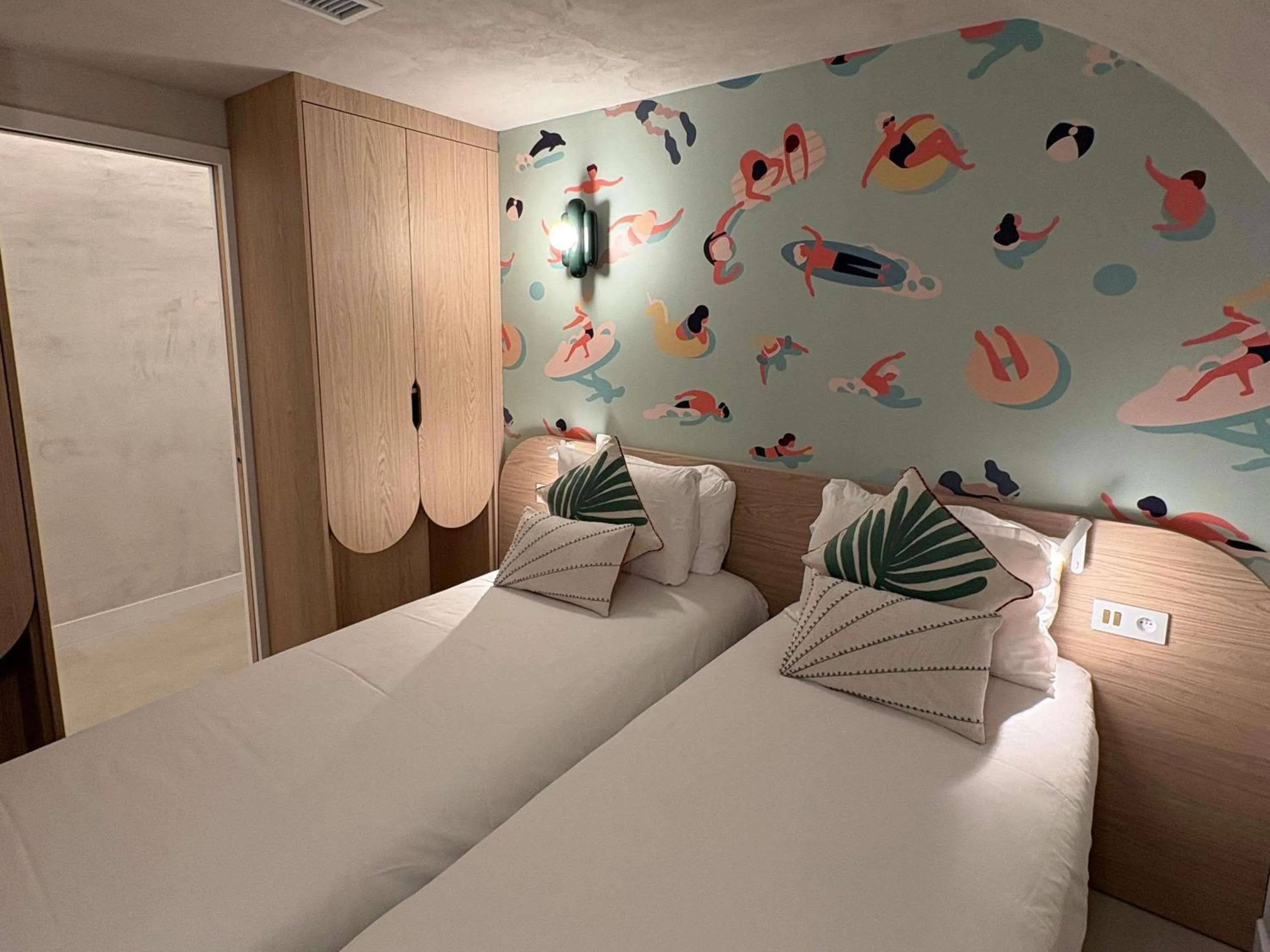 Bedroom, Bed in Mercure Nice Marché Aux Fleurs