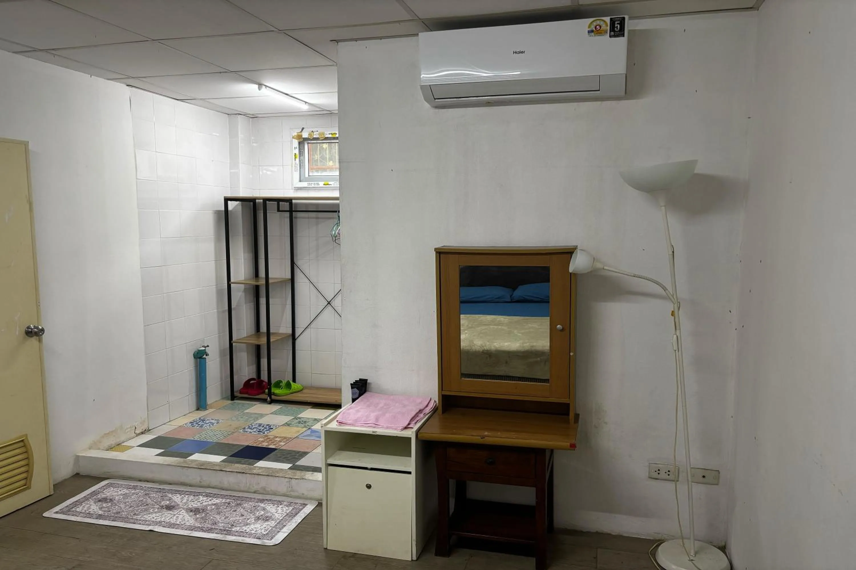 air conditioner in OYO 457 Panasan Villa