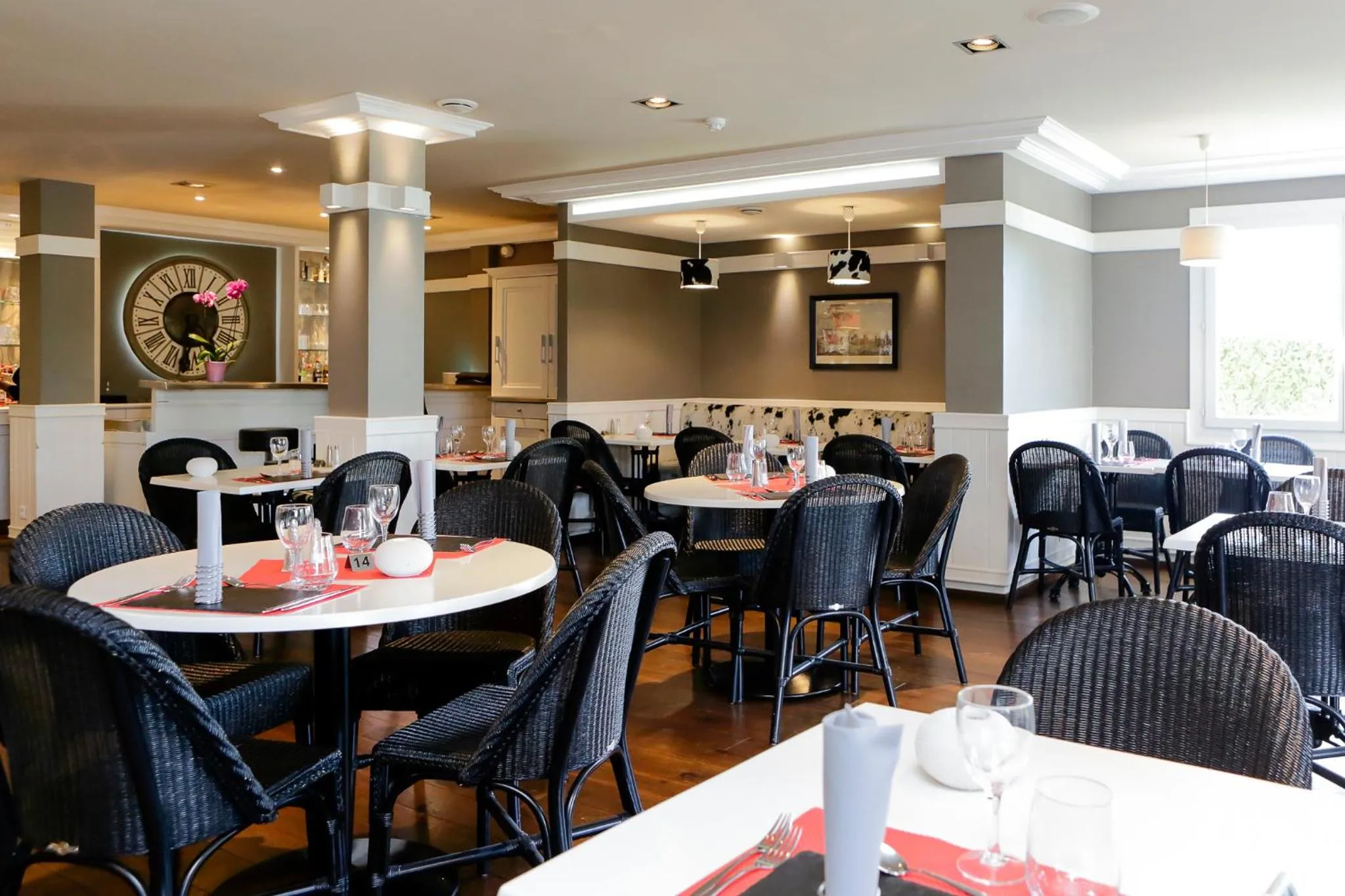 Restaurant/places to eat in ibis Dole Sud Choisey