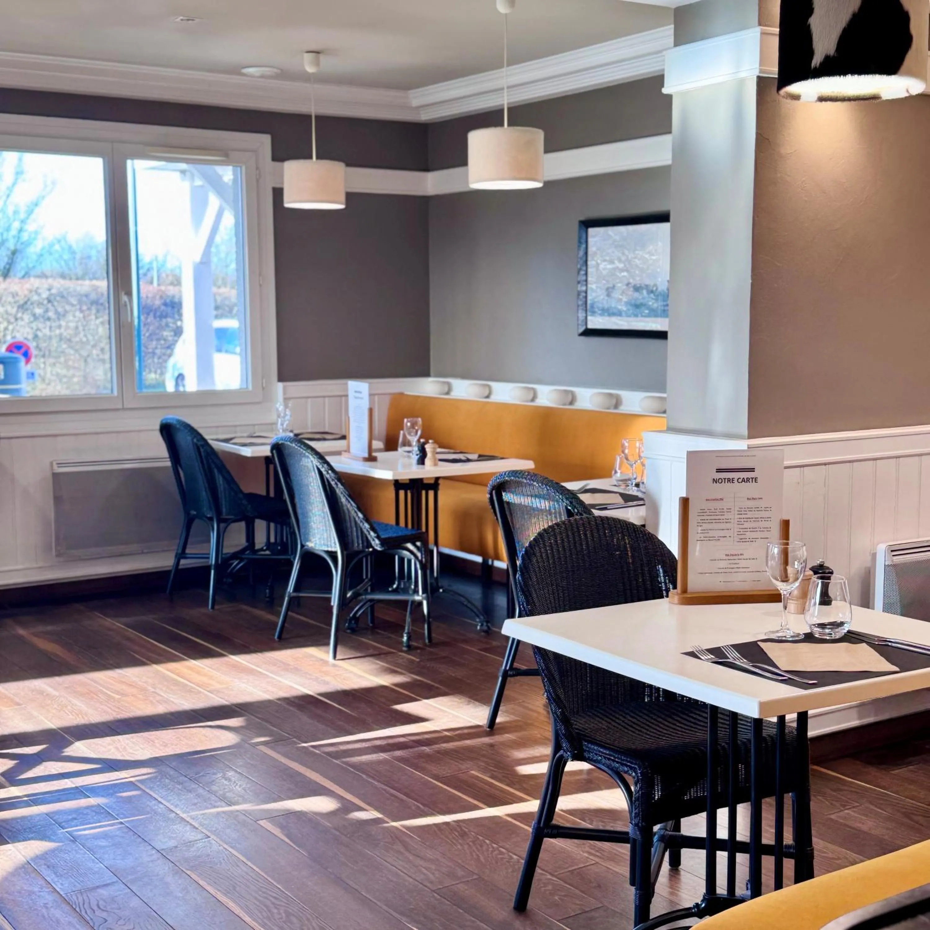 Restaurant/places to eat in ibis Dole Sud Choisey