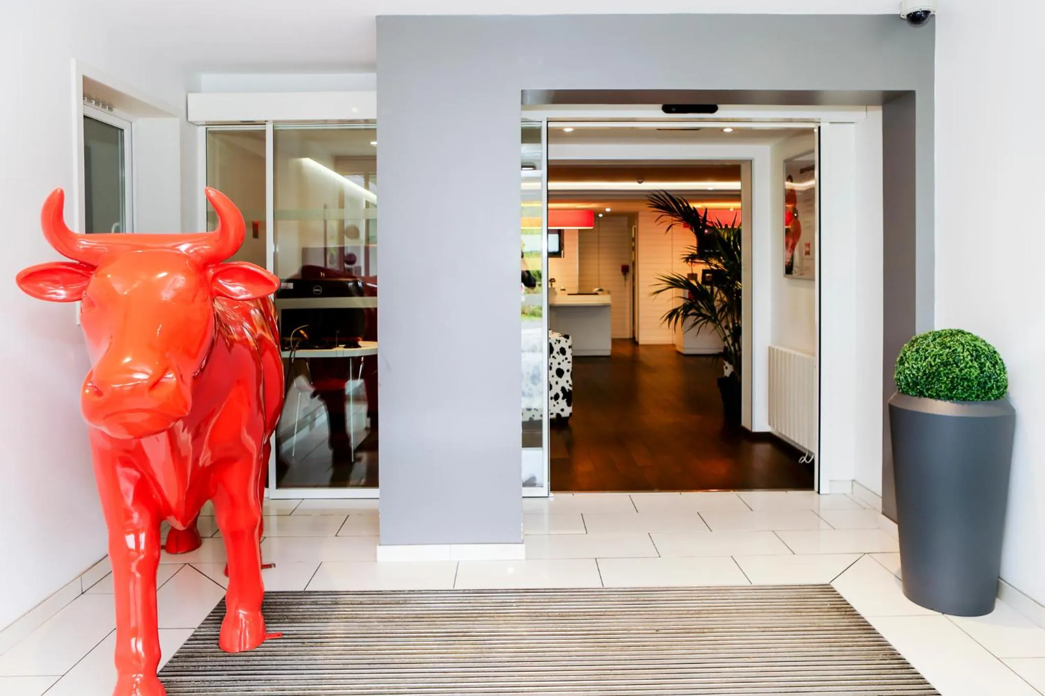 Lobby or reception in ibis Dole Sud Choisey