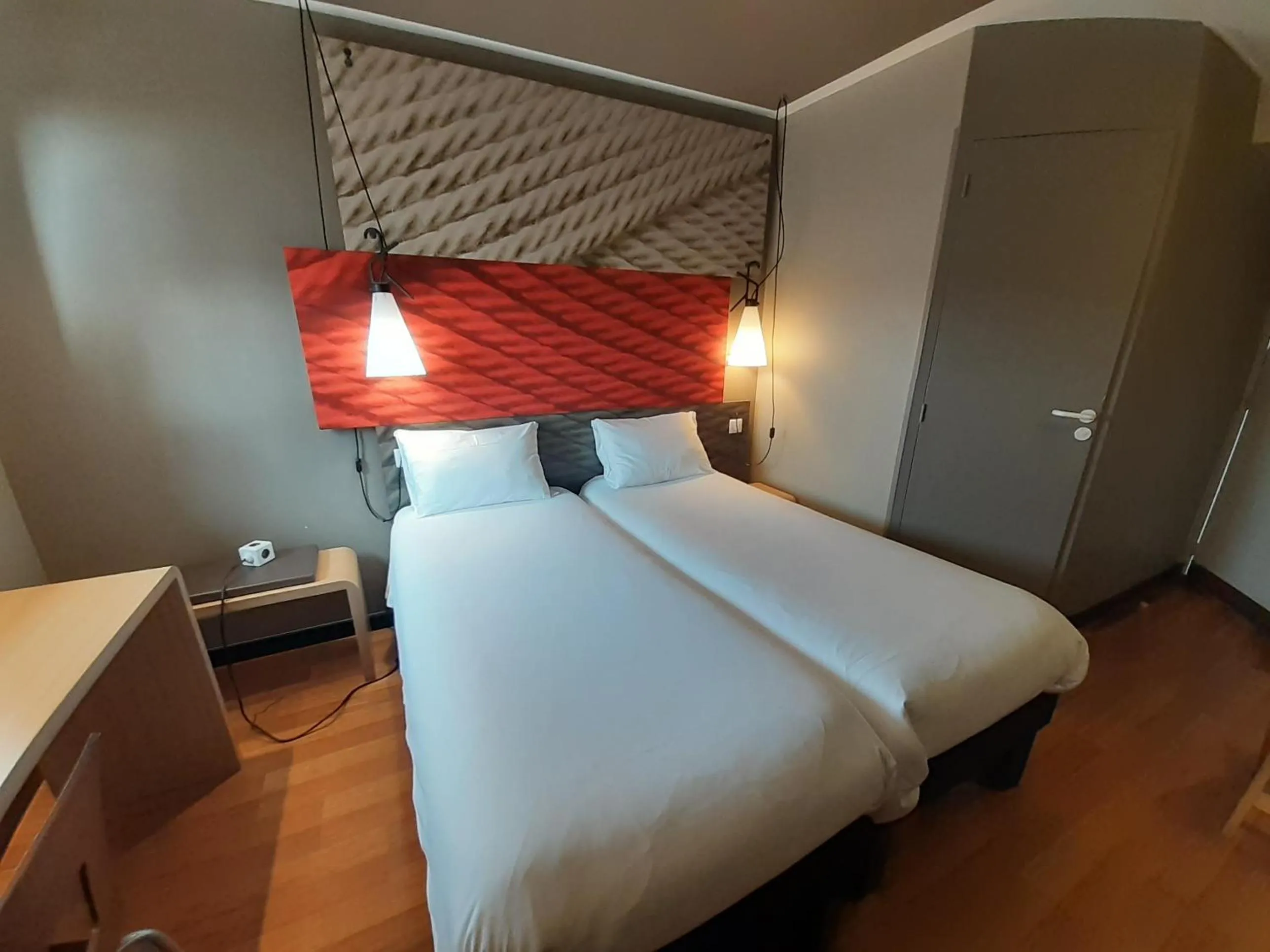 Bed in ibis Dole Sud Choisey