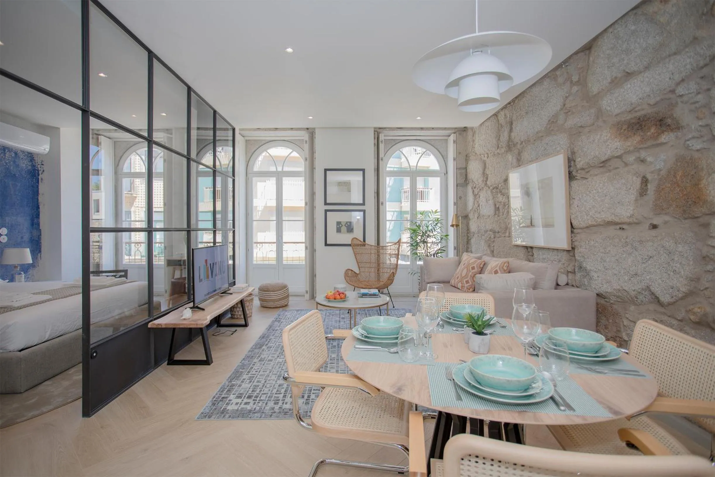 Liiiving in Porto - Luxury Beachfront Apartments