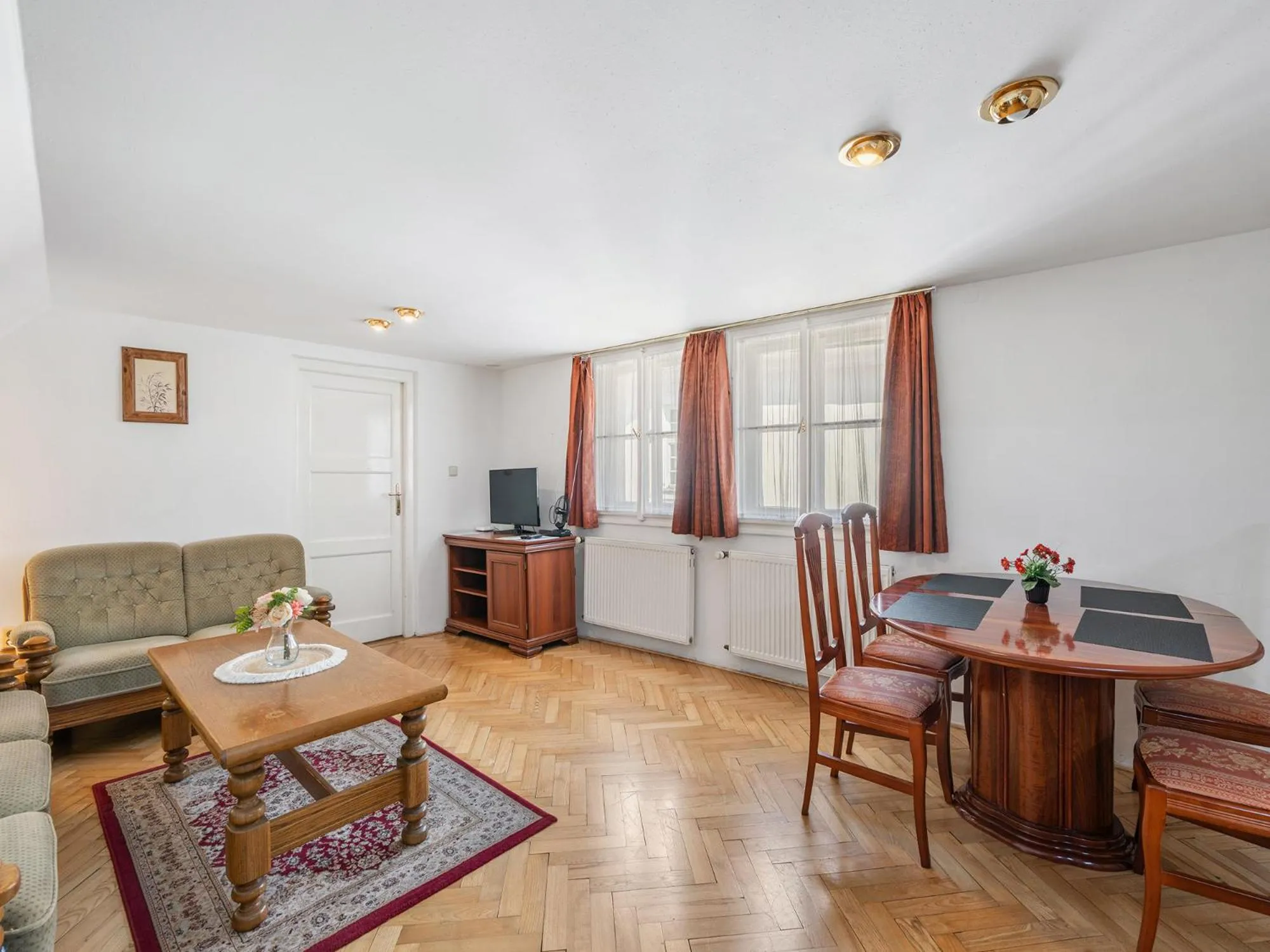 TV and multimedia in Old Town Home Prague