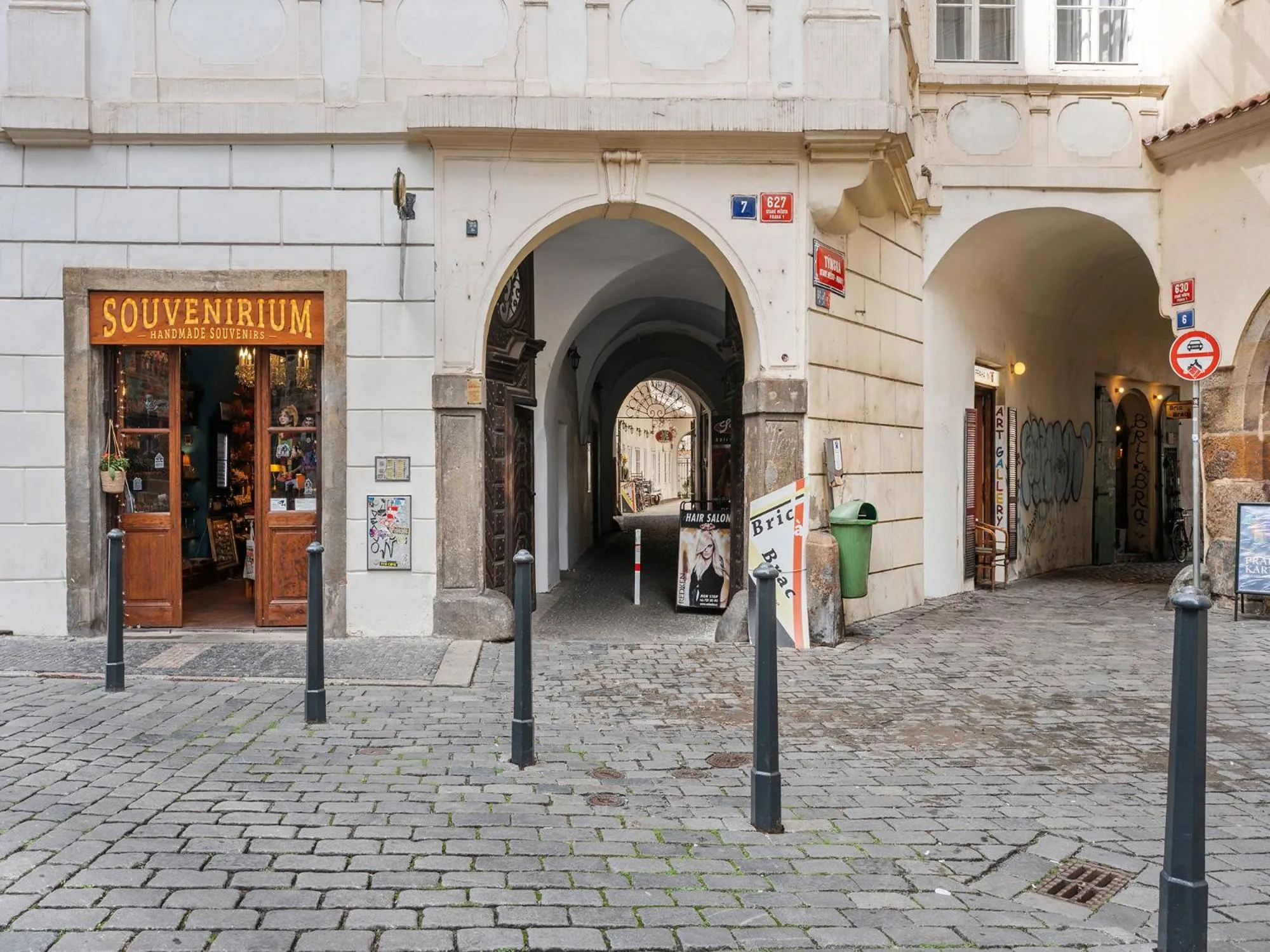 Facade/entrance in Old Town Home Prague