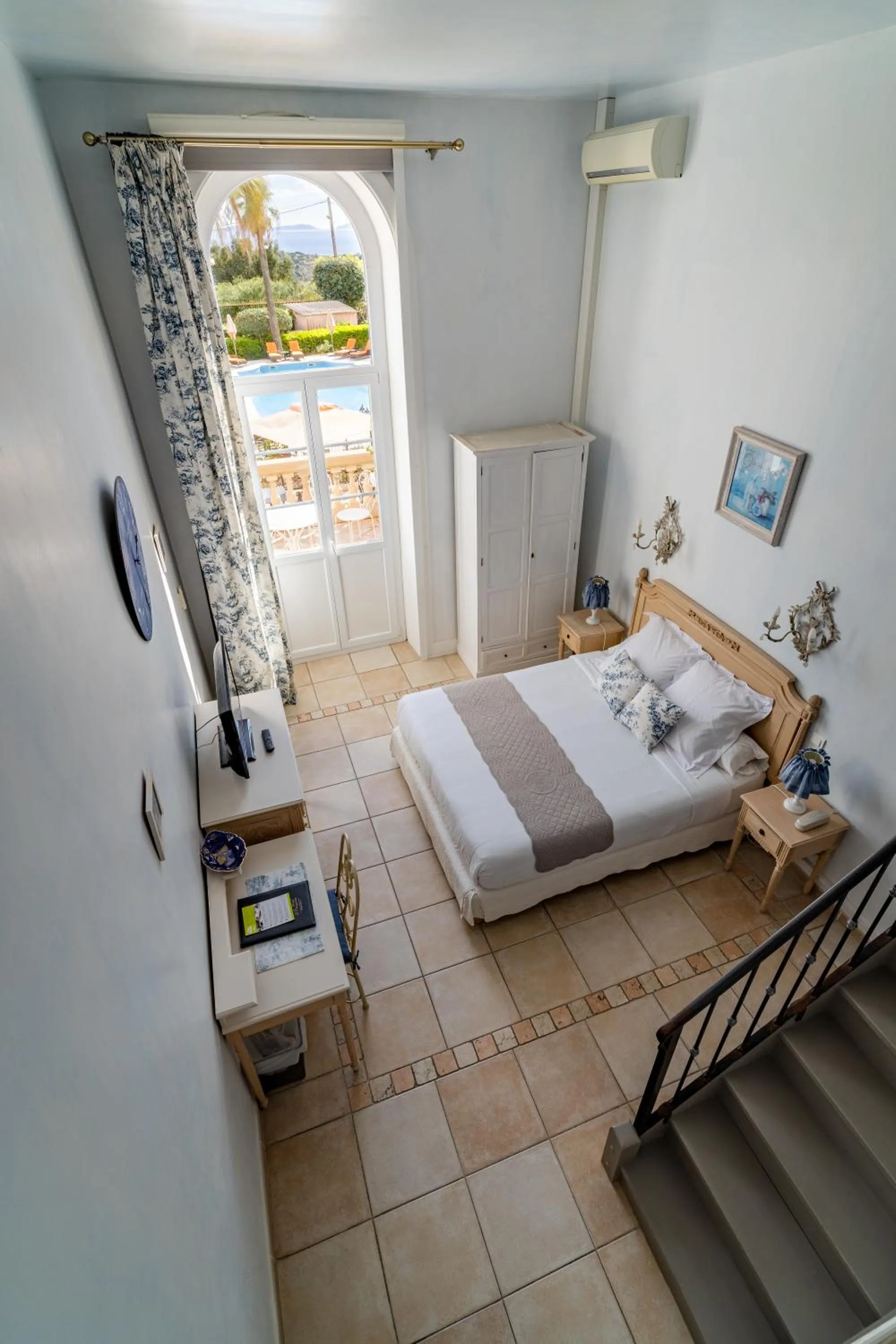 Family in Hôtel l'Orangeraie