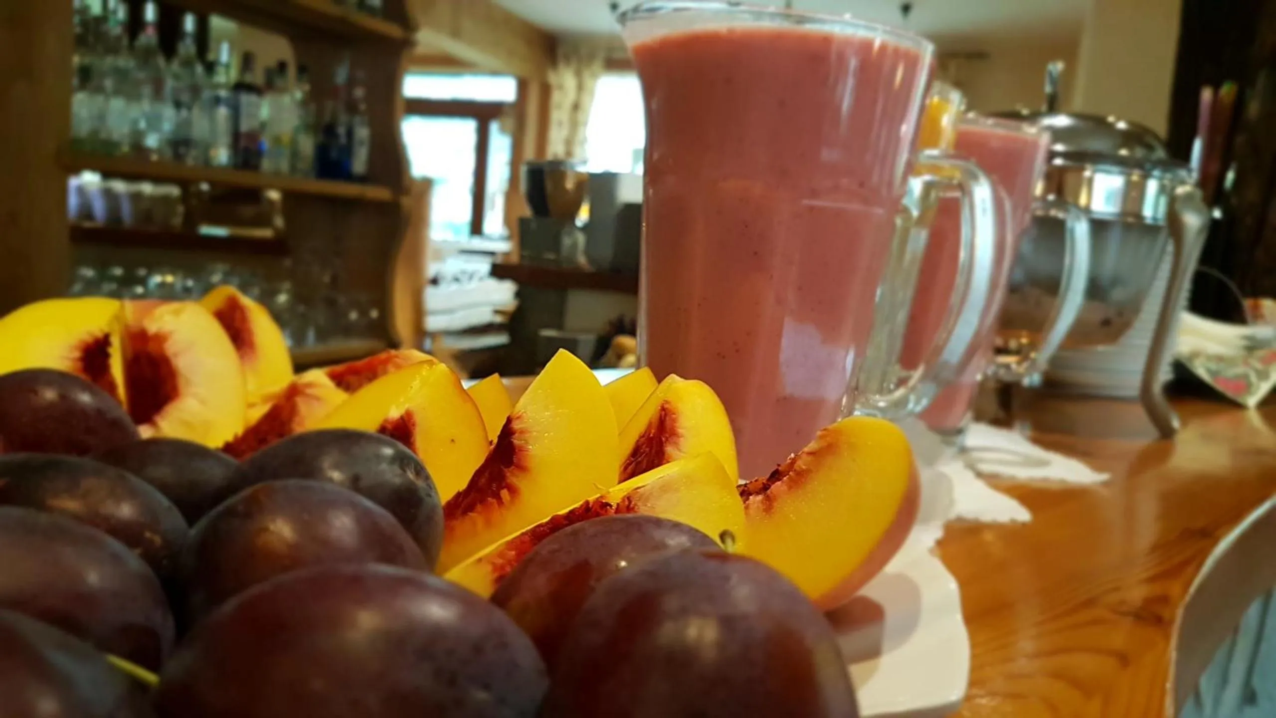 Buffet breakfast in Willa Borowianka