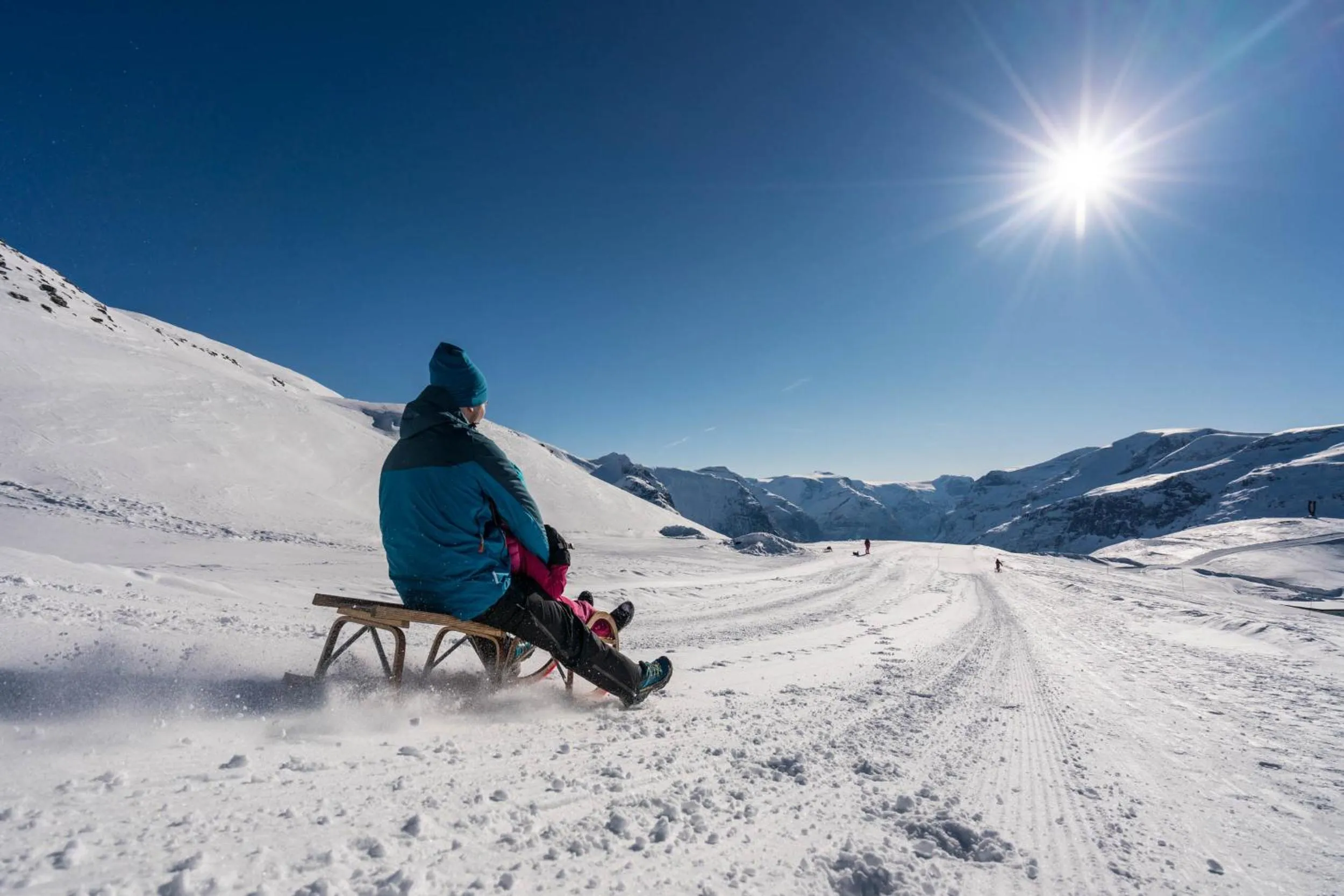 People in Hotel Alexandra Loen