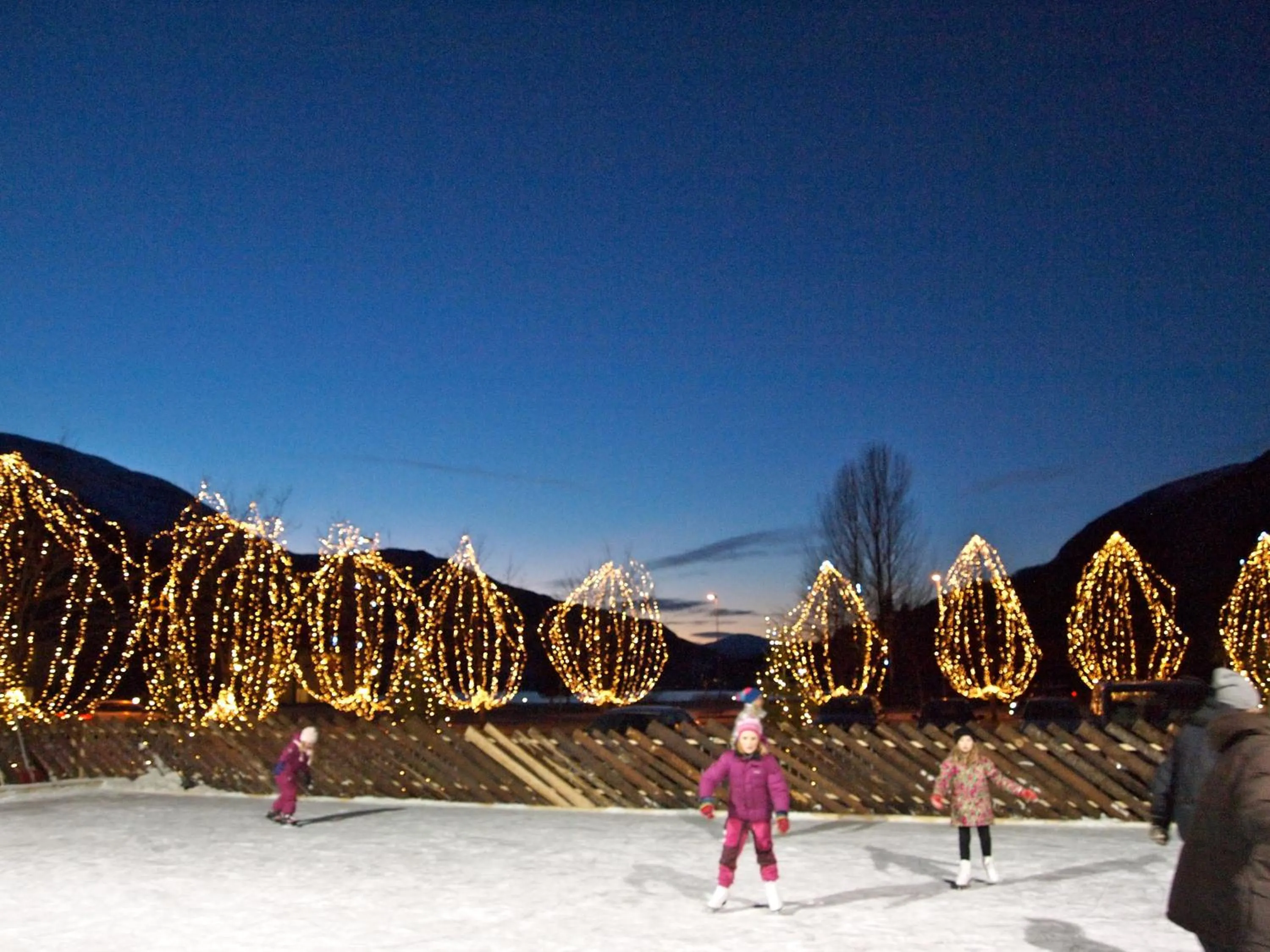 People in Hotel Alexandra Loen