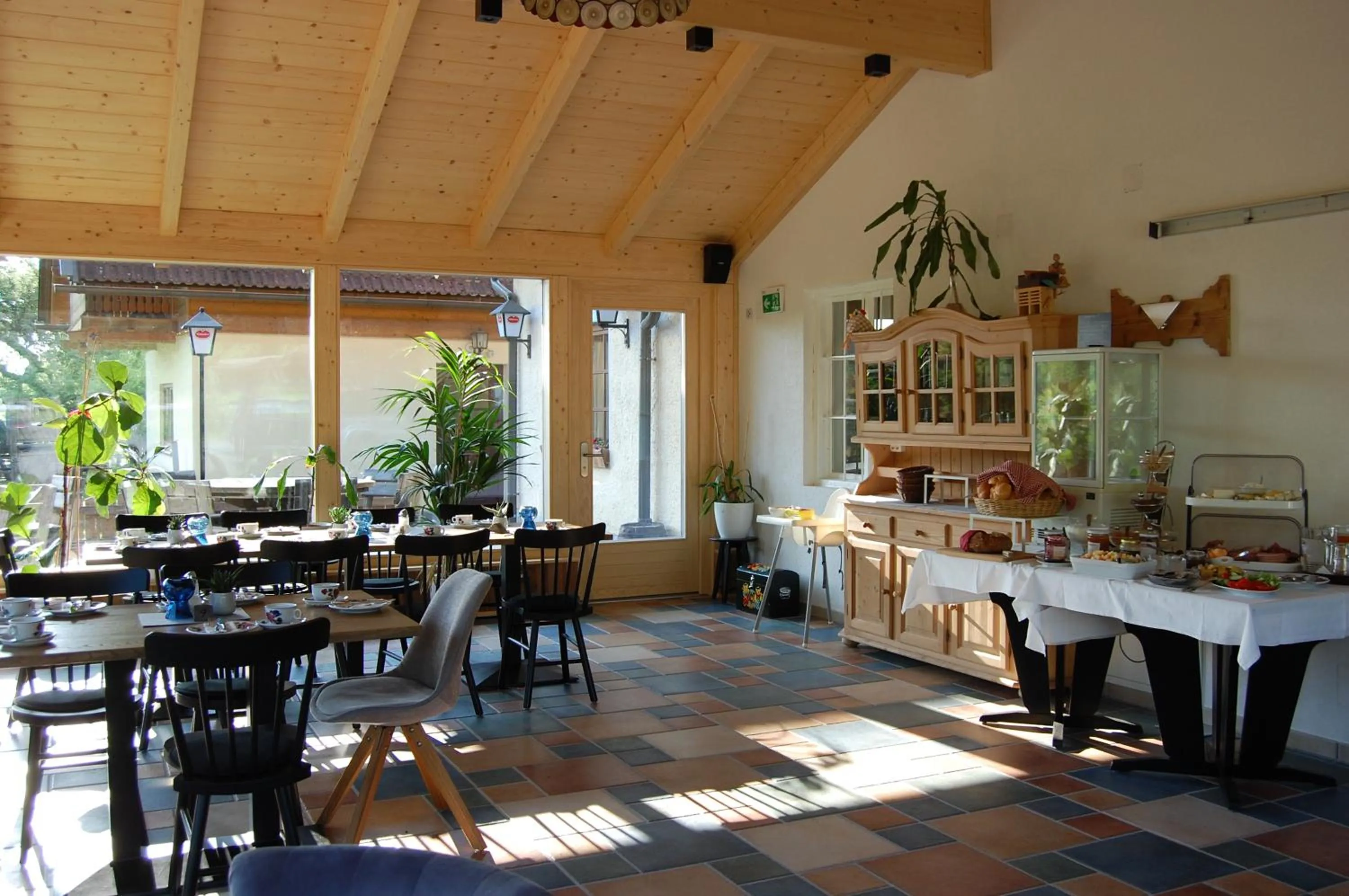 Restaurant/places to eat in Gasthof Martinihof