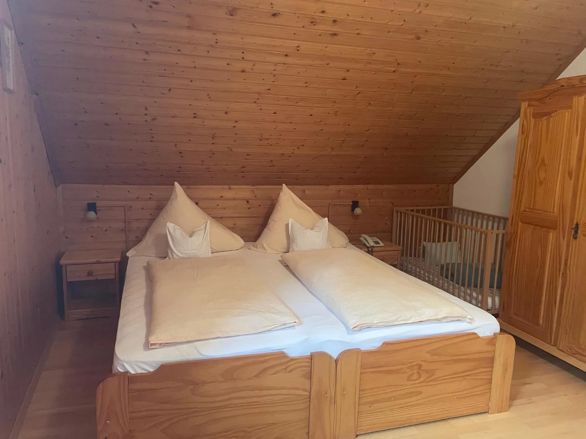 Bedroom, Bed in Gasthof Martinihof