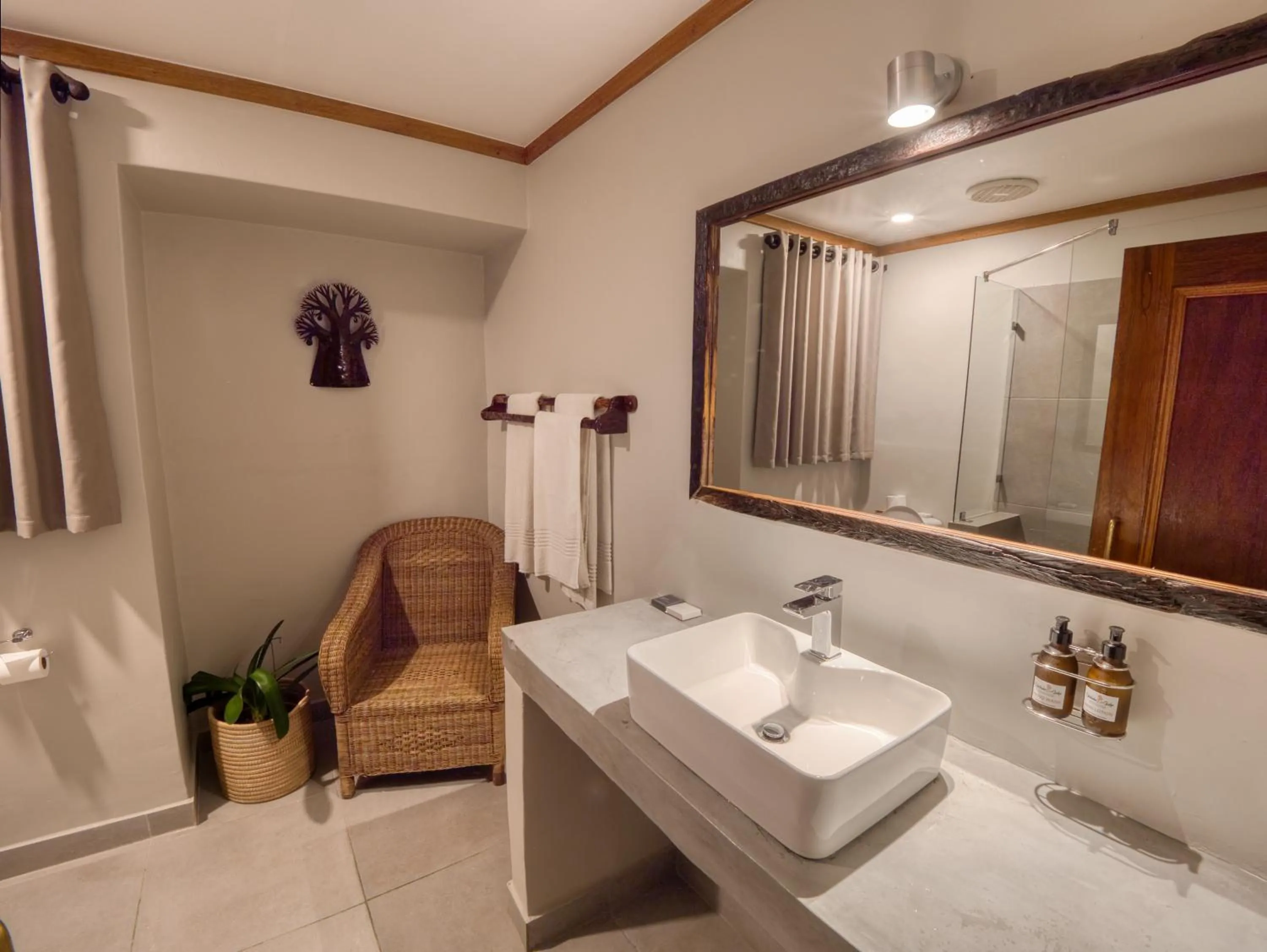 Bathroom in Umbhaba Eco Lodge